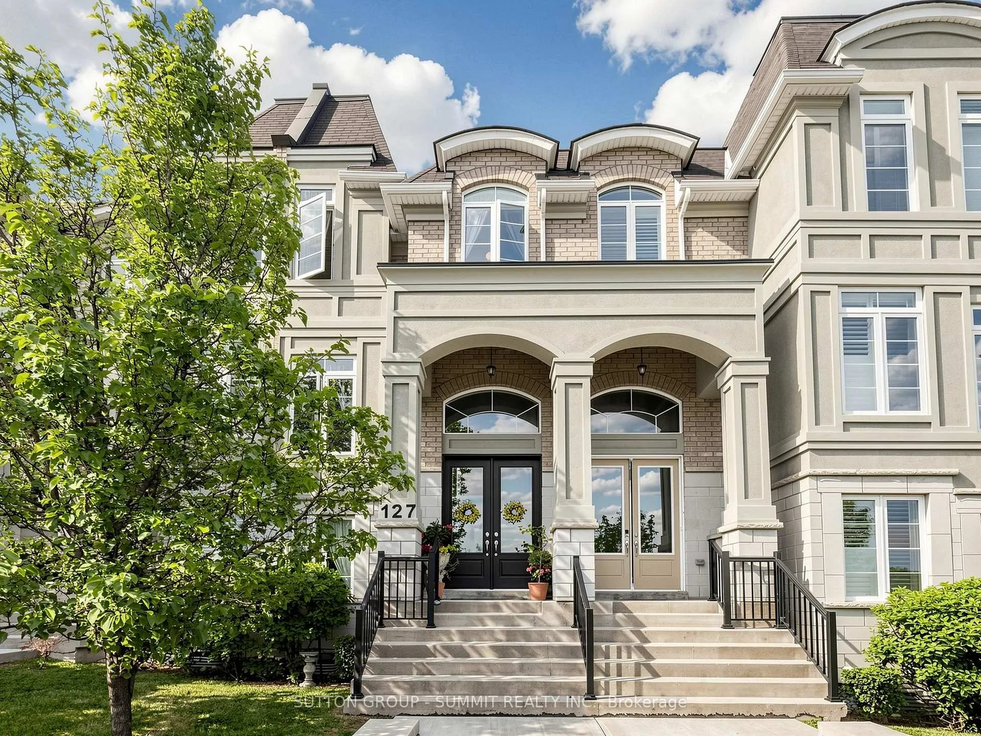 Photo 1 of 127 Armdale Road, Mississauga, Hurontario — HOMEH