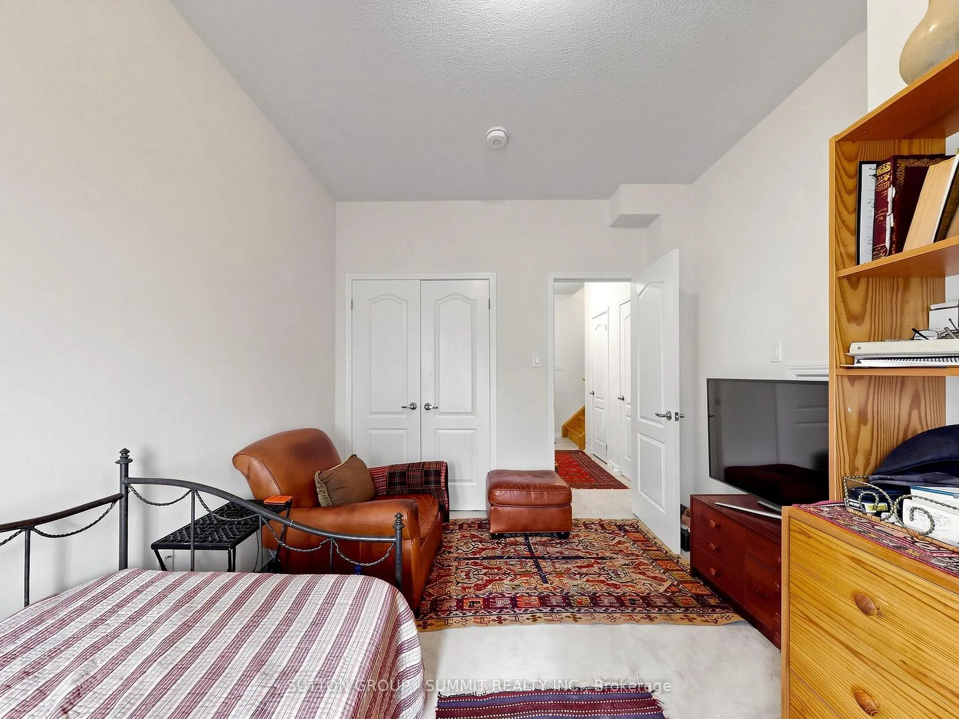 Photo 38 of 127 Armdale Road, Mississauga, Hurontario — HOMEH