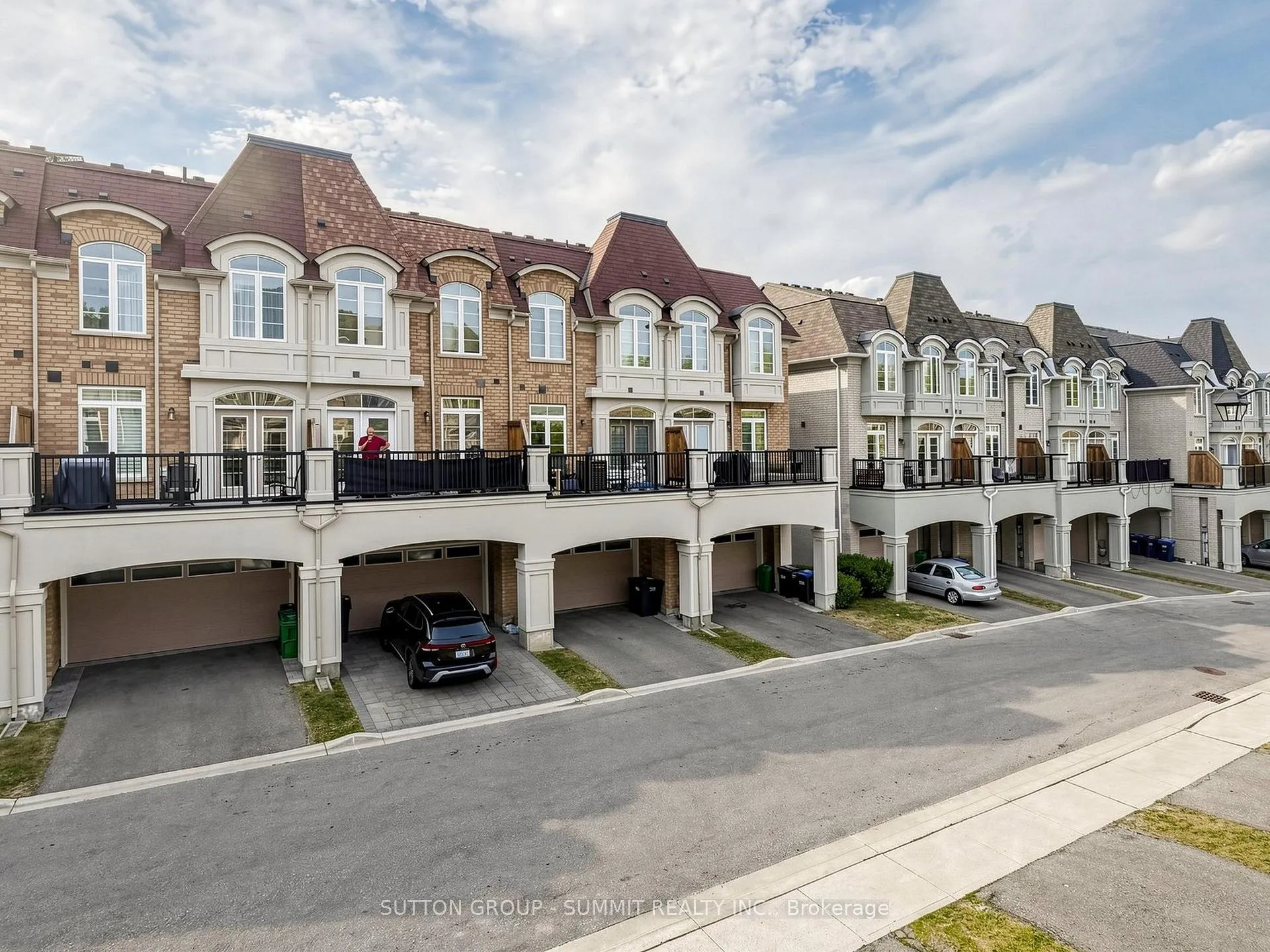 Photo 46 of 127 Armdale Road, Mississauga, Hurontario — HOMEH