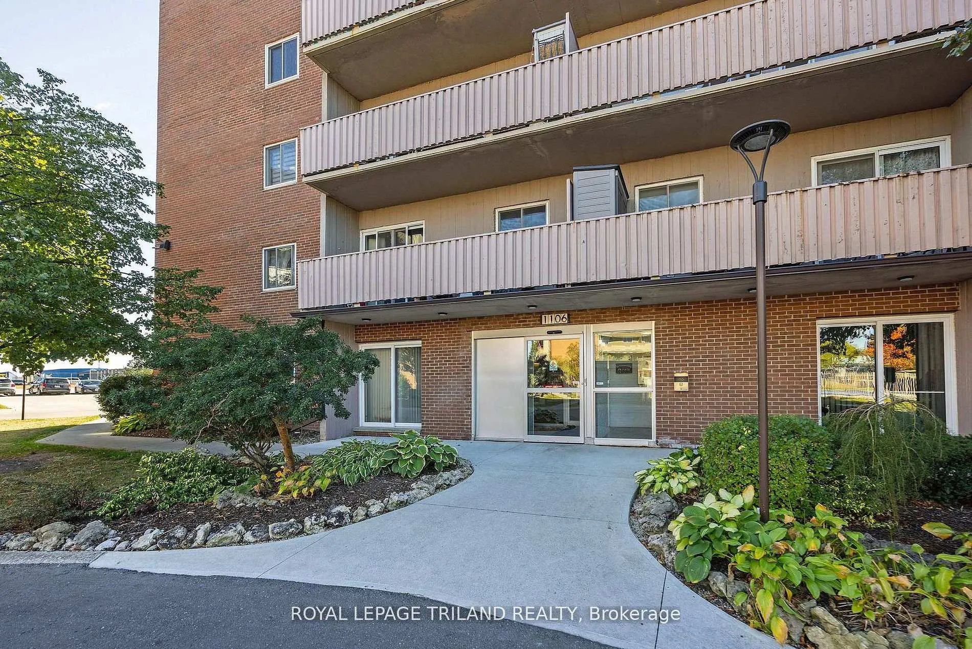 Photo 2 of Unit 302, 1106 Jalna Boulevard, London, South X — HOMEH
