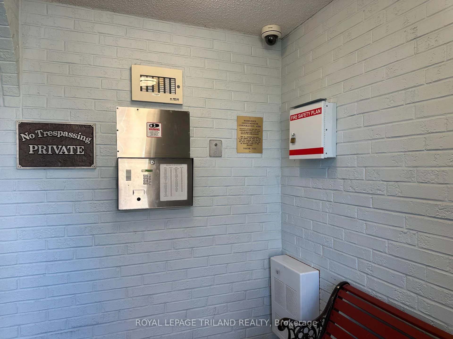 Photo 5 of Unit 302, 1106 Jalna Boulevard, London, South X — HOMEH