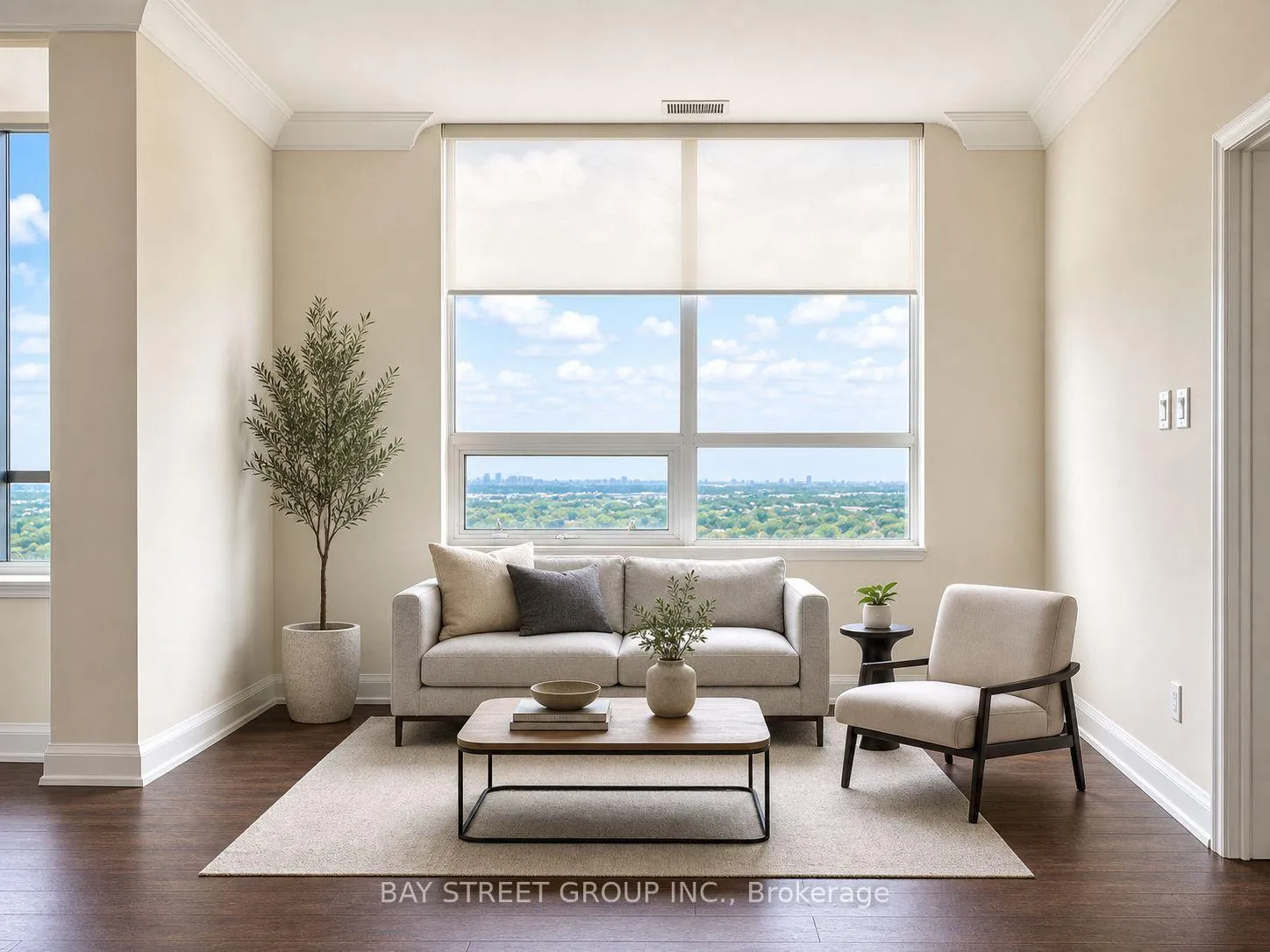 Photo 9 of Unit PH 03, 15 Water Walk Drive, Markham, Unionville — HOMEH