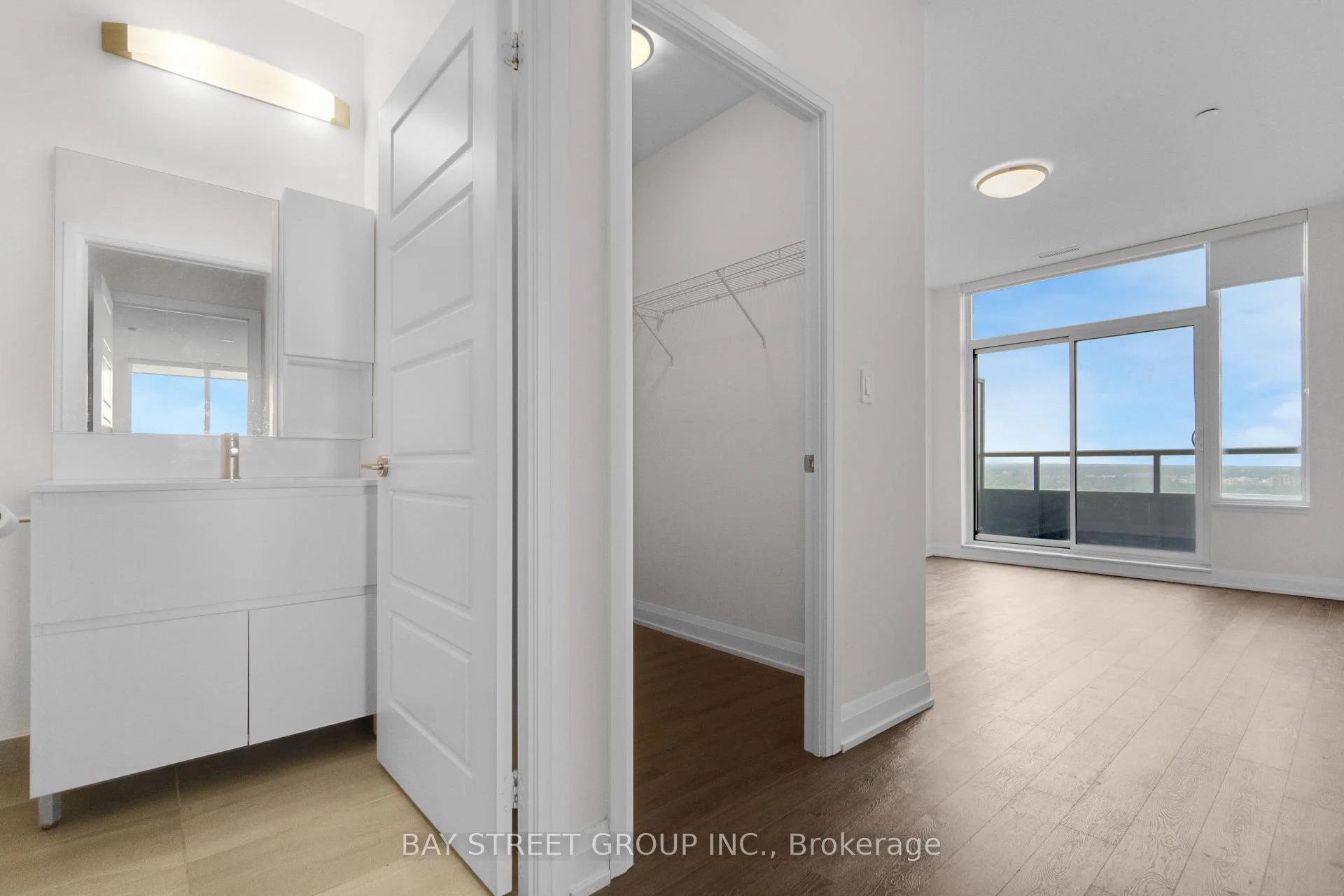 Photo 34 of Unit PH 03, 15 Water Walk Drive, Markham, Unionville — HOMEH