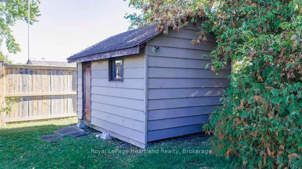 Photo 31 of 71702 Old Cedarbank Lane, Bluewater, Hay — HOMEH