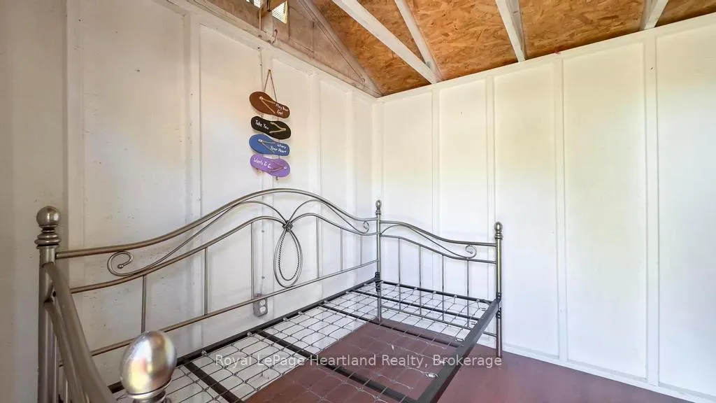 Photo 42 of 71702 Old Cedarbank Lane, Bluewater, Hay — HOMEH
