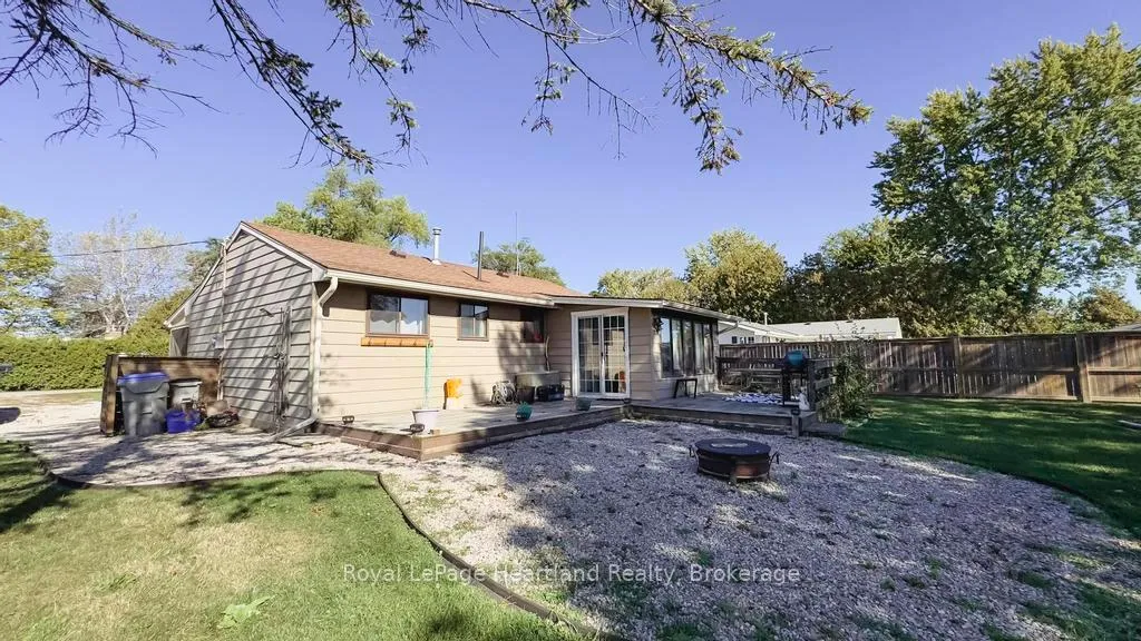 Photo 43 of 71702 Old Cedarbank Lane, Bluewater, Hay — HOMEH