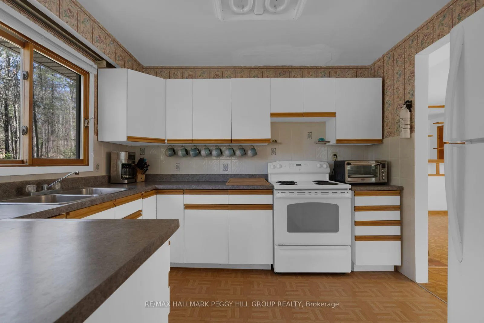 Photo 6 of 740 Lafontaine Road W, Tiny, Rural Tiny — HOMEH