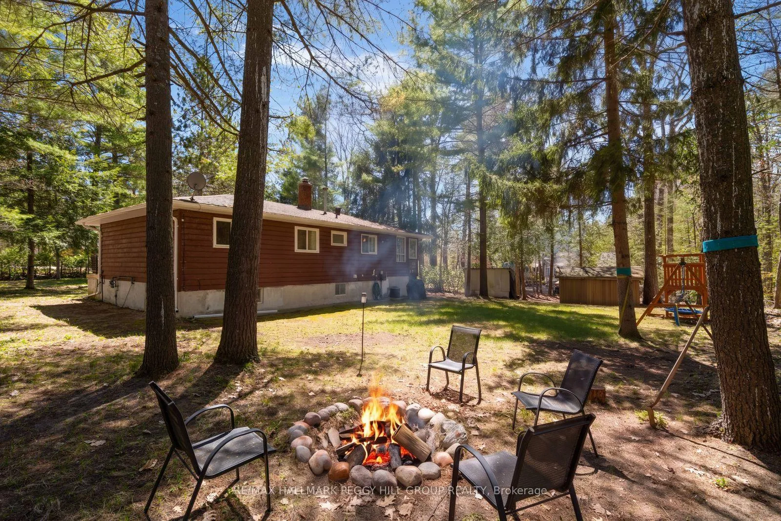 Photo 12 of 740 Lafontaine Road W, Tiny, Rural Tiny — HOMEH