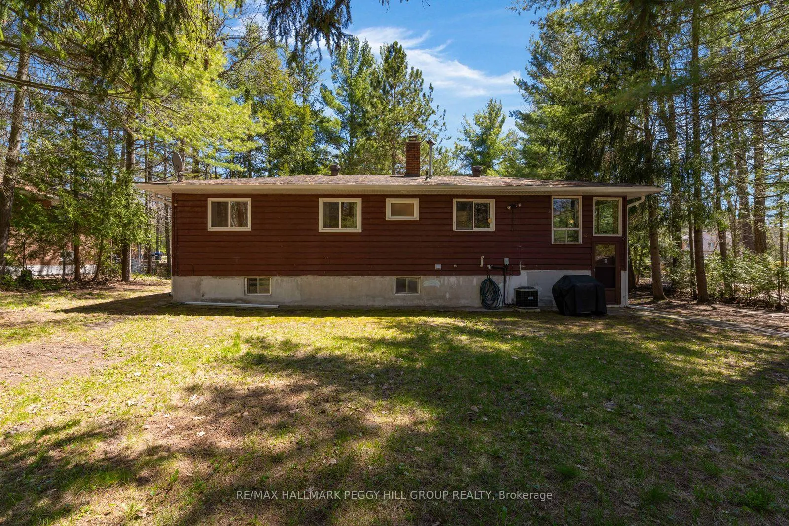 Photo 13 of 740 Lafontaine Road W, Tiny, Rural Tiny — HOMEH