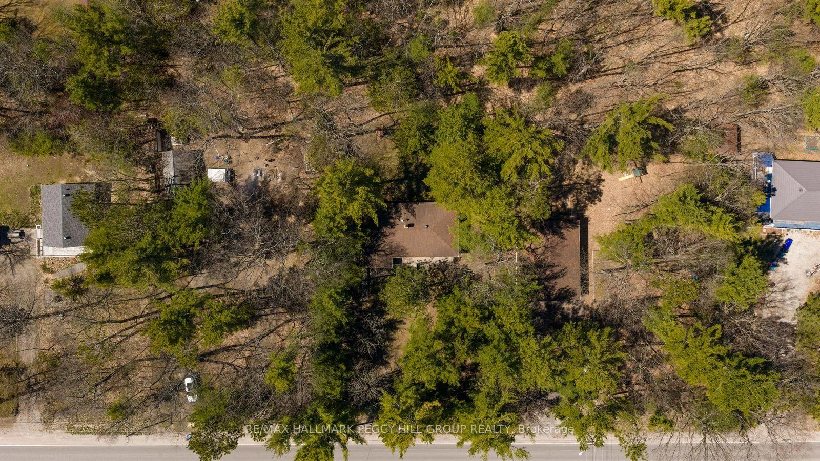 Photo 18 of 740 Lafontaine Road W, Tiny, Rural Tiny — HOMEH
