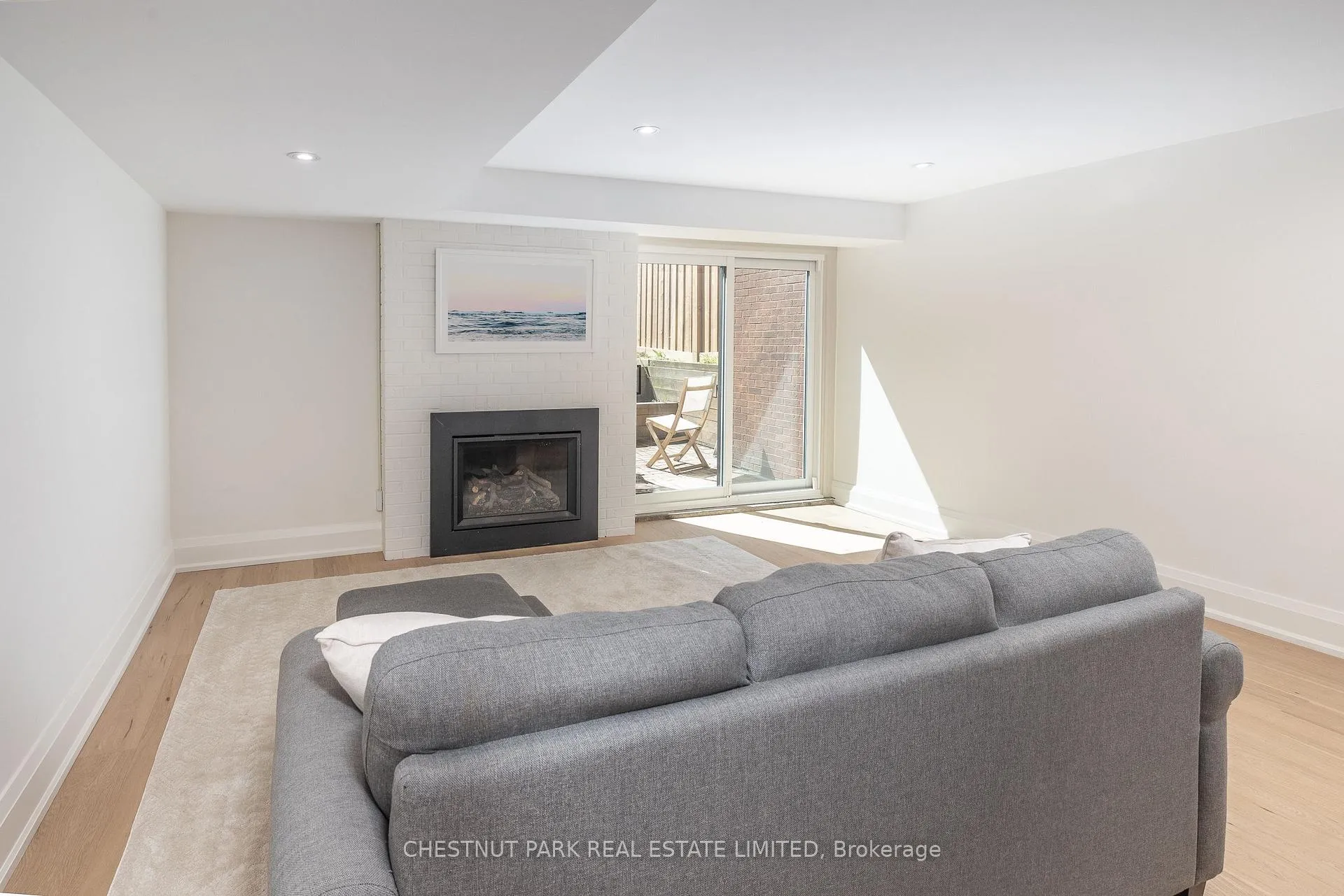 Front of Unit 1, 165 Sherwood Avenue