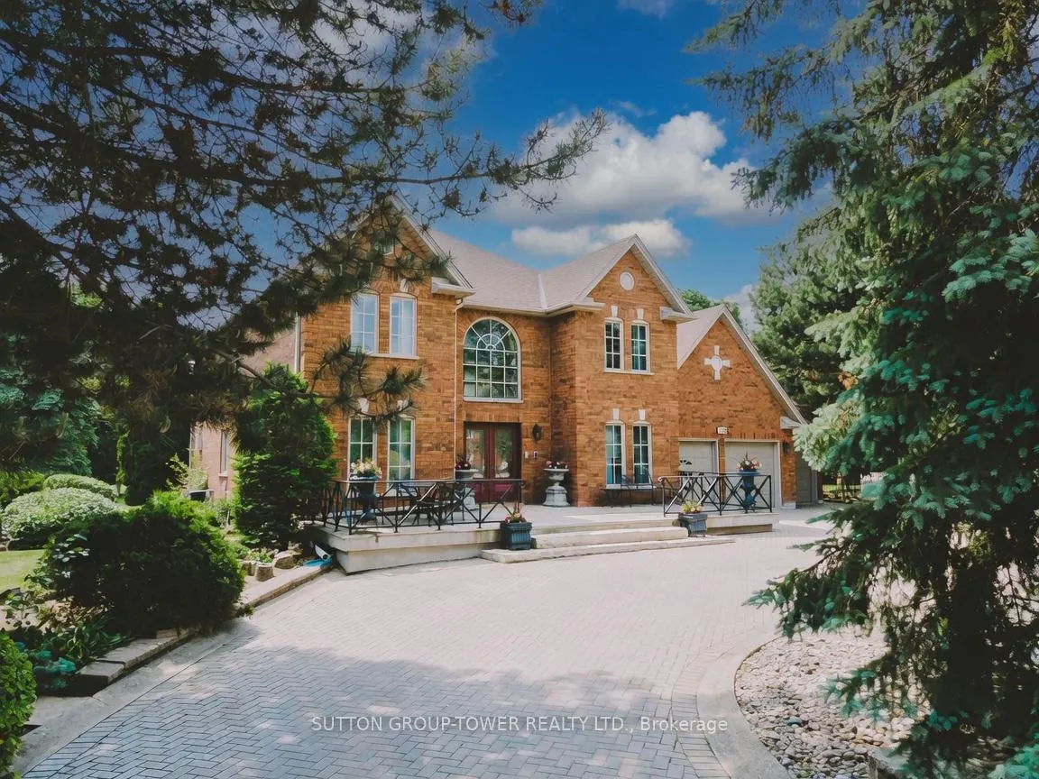 Front of 138 Dianawood Ridge