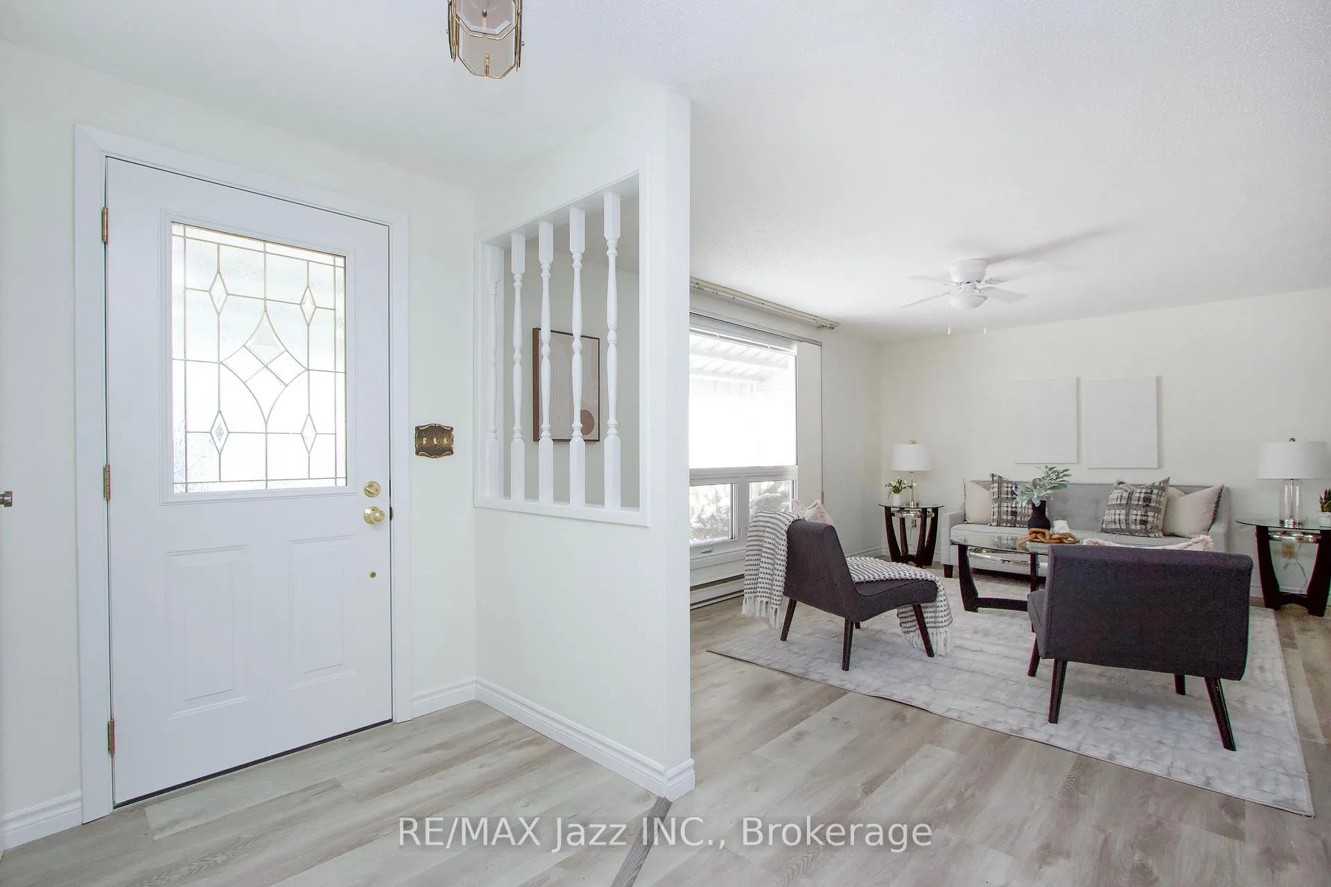 Photo 3 of 13 Steelhead Lane, Clarington, Newcastle — HOMEH