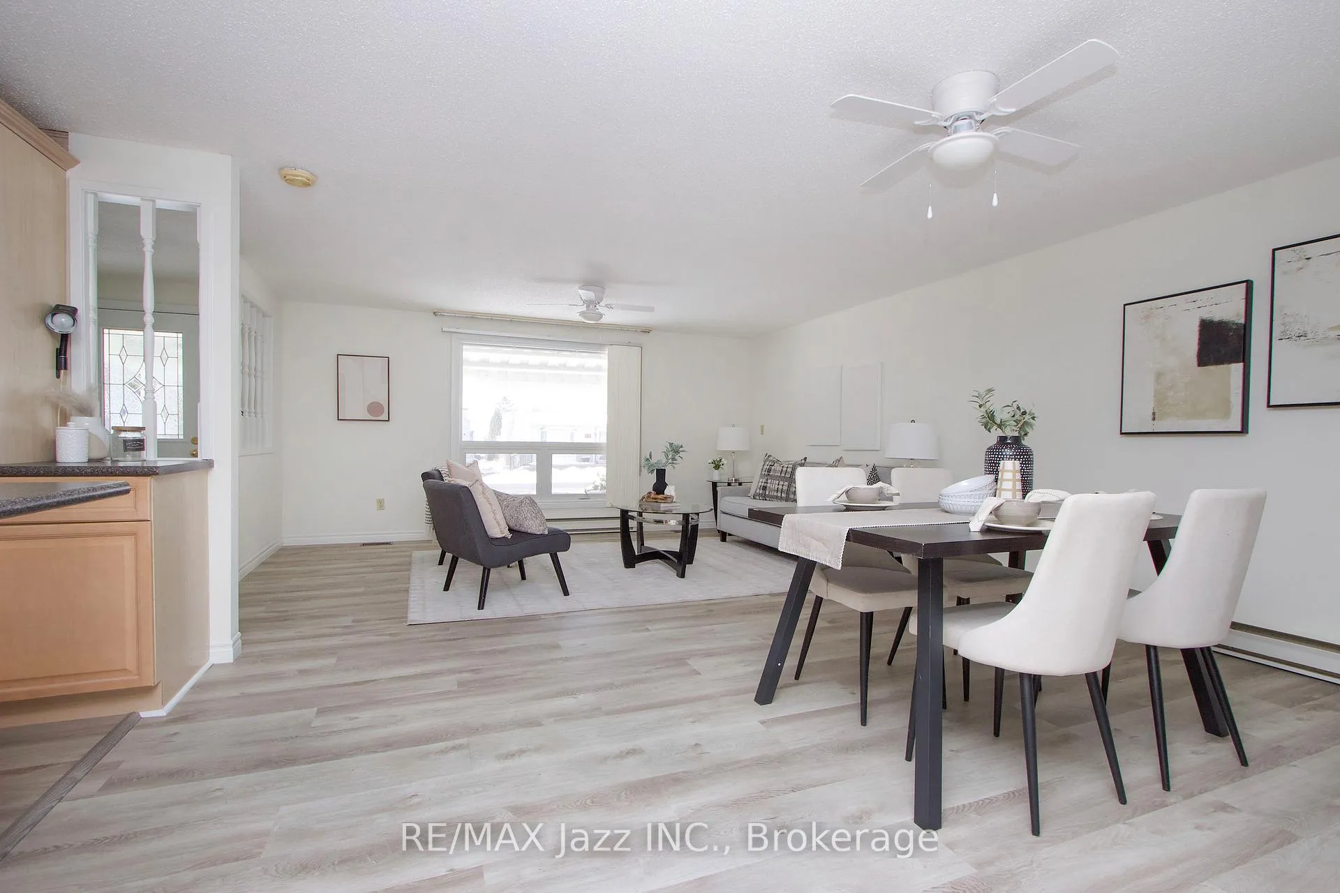 Photo 8 of 13 Steelhead Lane, Clarington, Newcastle — HOMEH