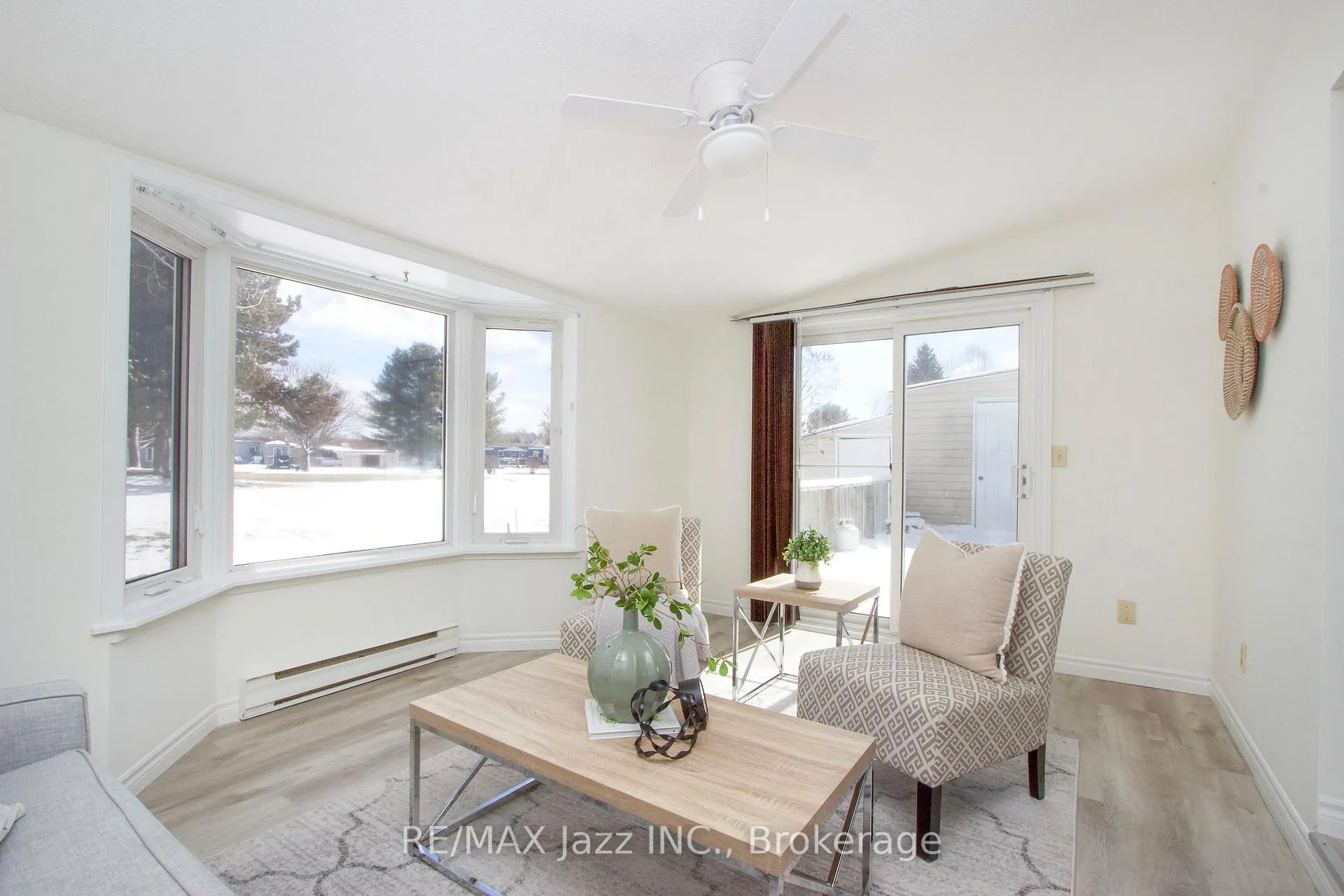 Photo 14 of 13 Steelhead Lane, Clarington, Newcastle — HOMEH