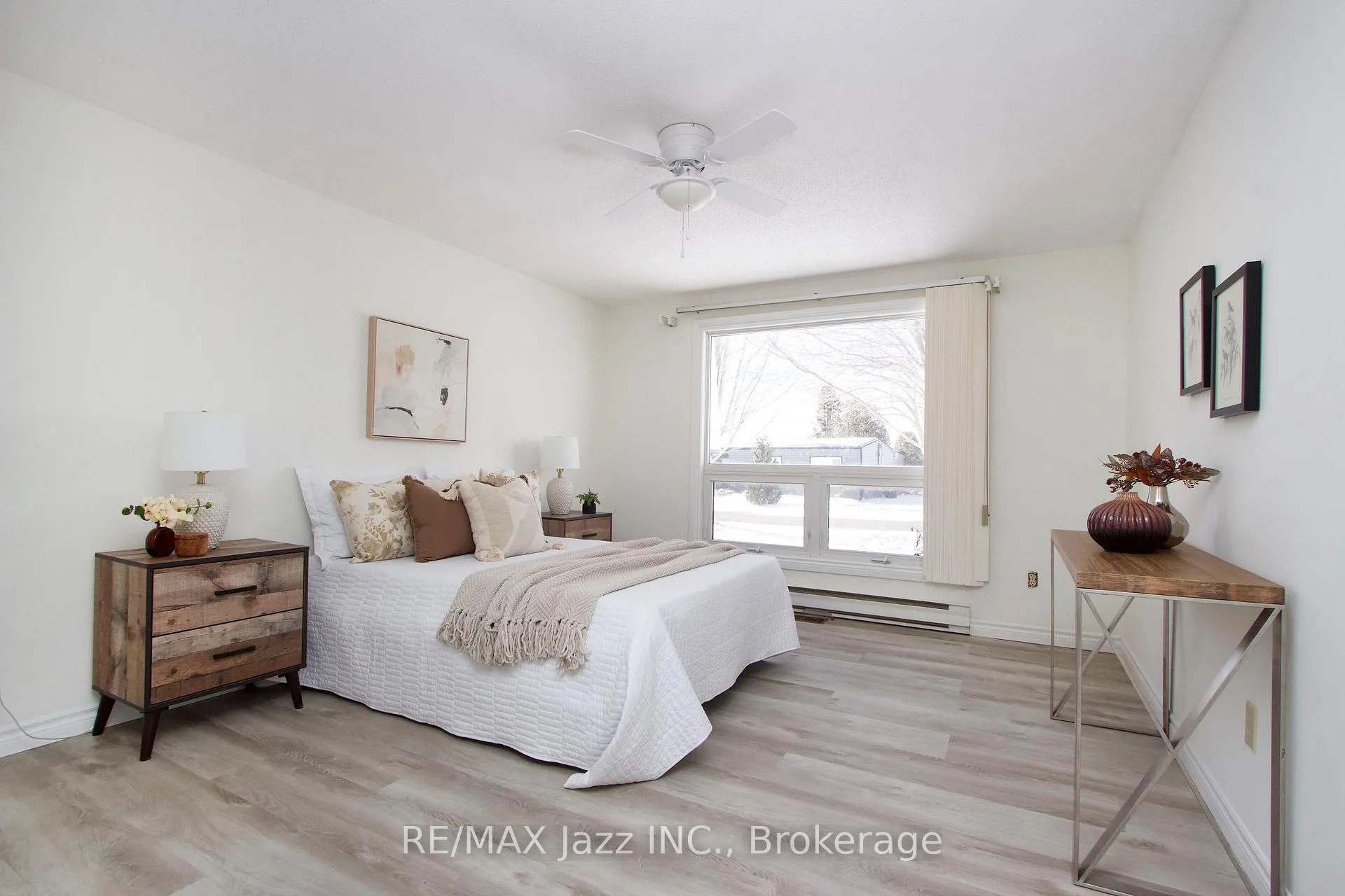 Photo 15 of 13 Steelhead Lane, Clarington, Newcastle — HOMEH