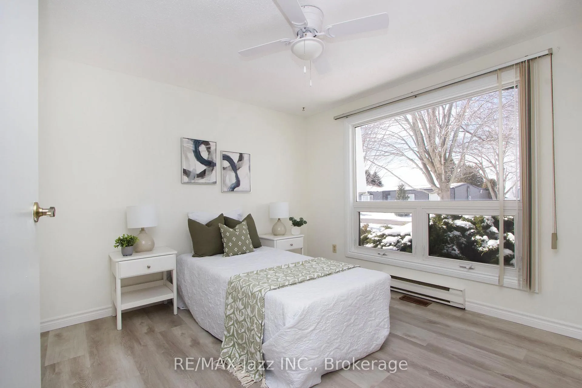 Photo 17 of 13 Steelhead Lane, Clarington, Newcastle — HOMEH