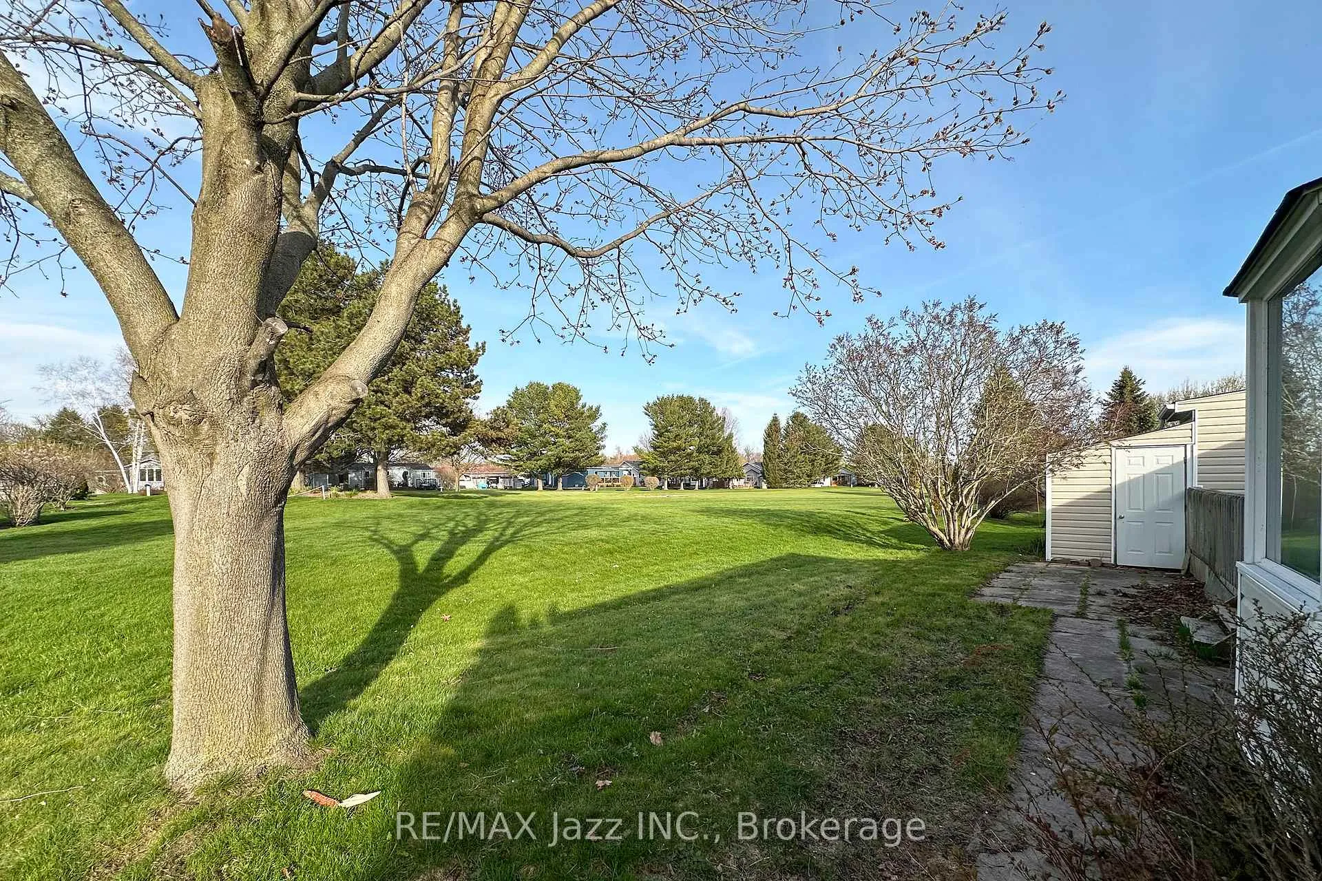 Photo 19 of 13 Steelhead Lane, Clarington, Newcastle — HOMEH