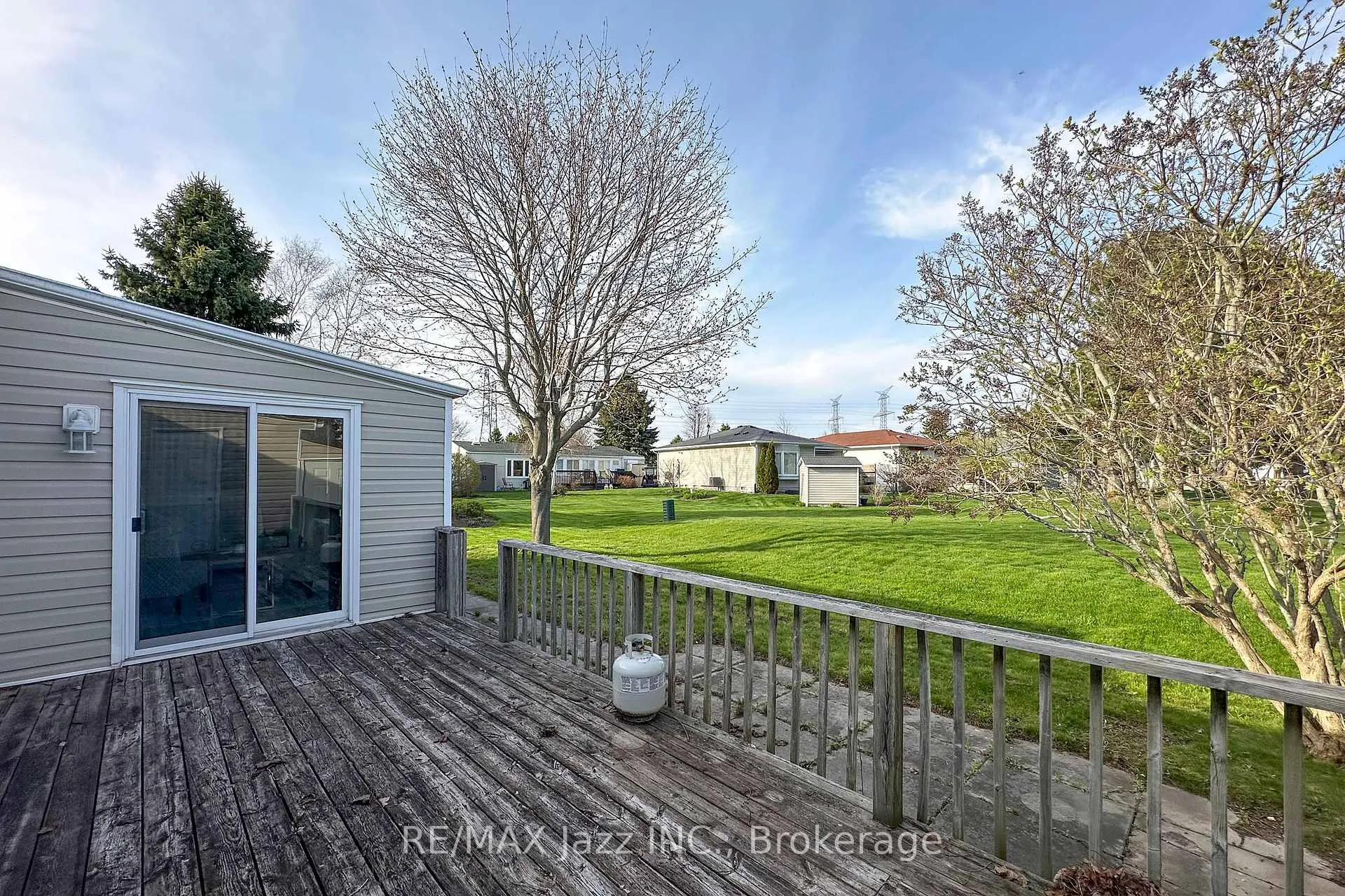 Photo 21 of 13 Steelhead Lane, Clarington, Newcastle — HOMEH