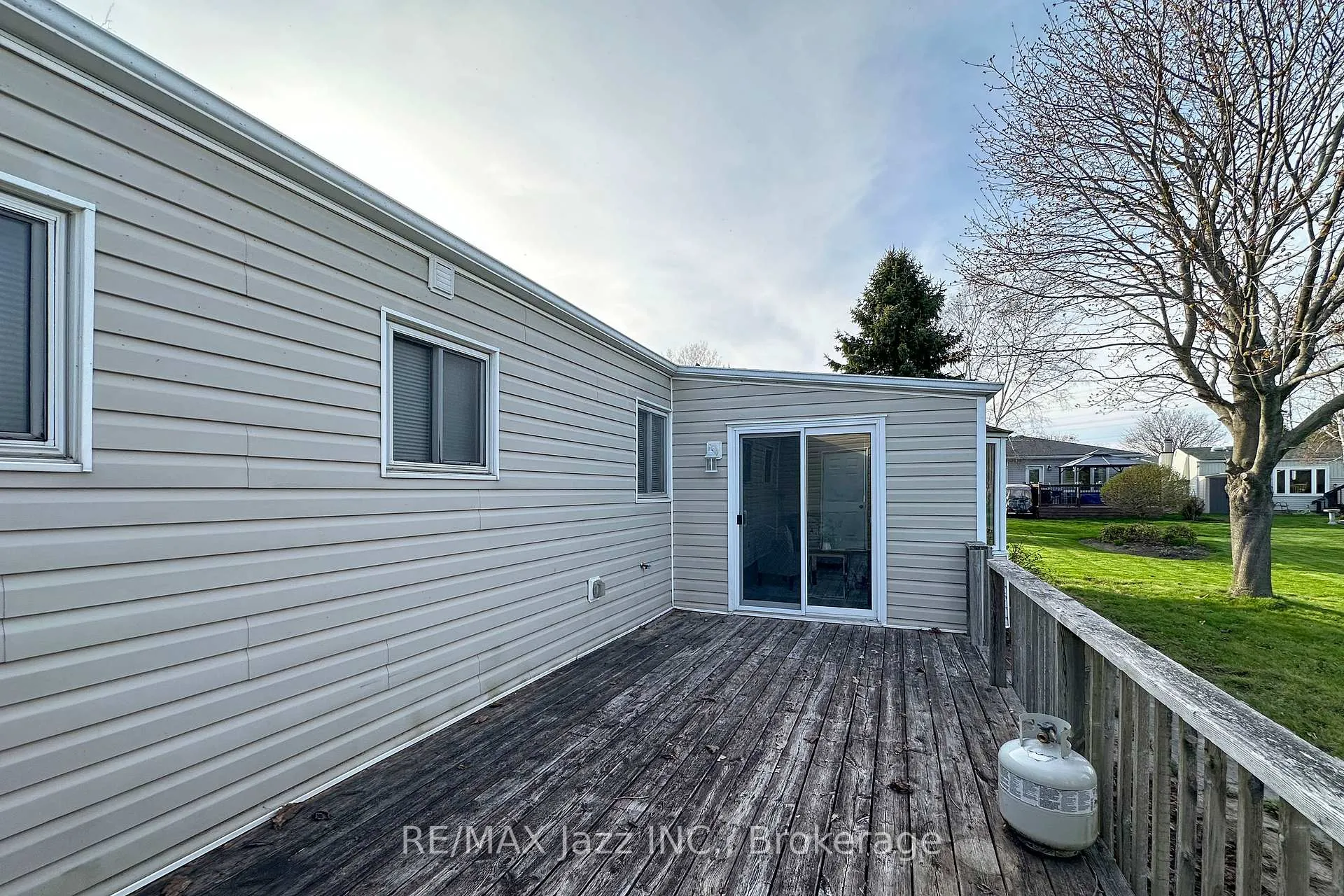 Photo 22 of 13 Steelhead Lane, Clarington, Newcastle — HOMEH