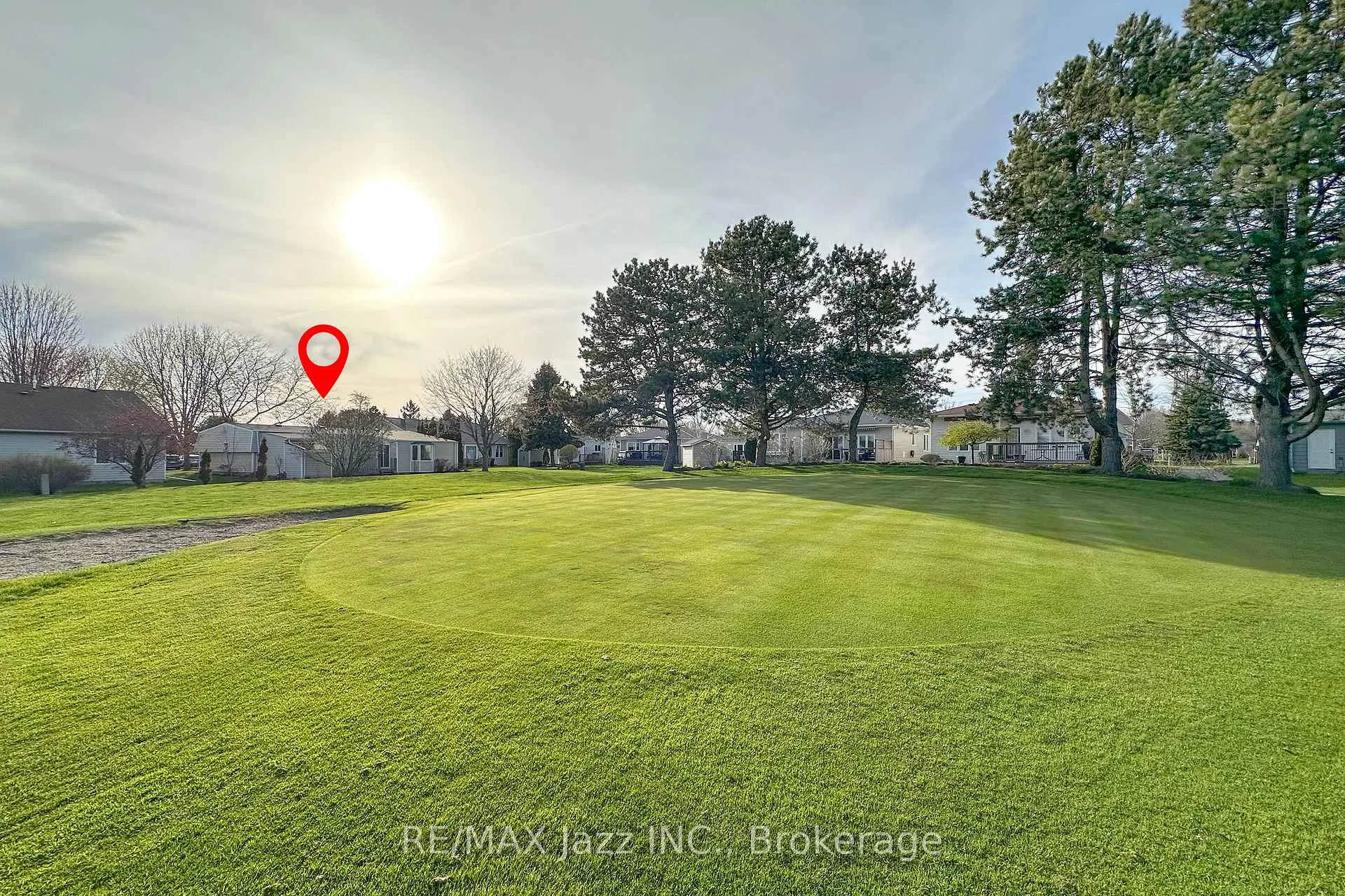 Photo 25 of 13 Steelhead Lane, Clarington, Newcastle — HOMEH