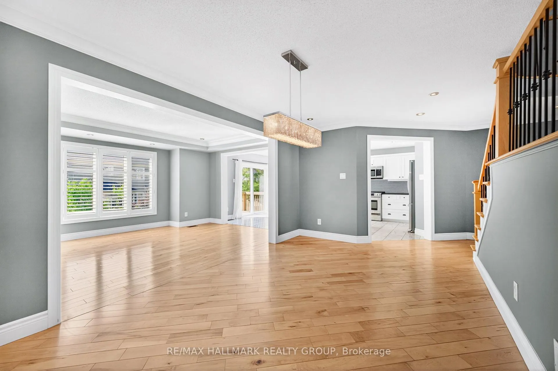 Photo 8 of 3516 Cambrian Road, Ottawa, Barrhaven - Half Moon Bay — HOMEH