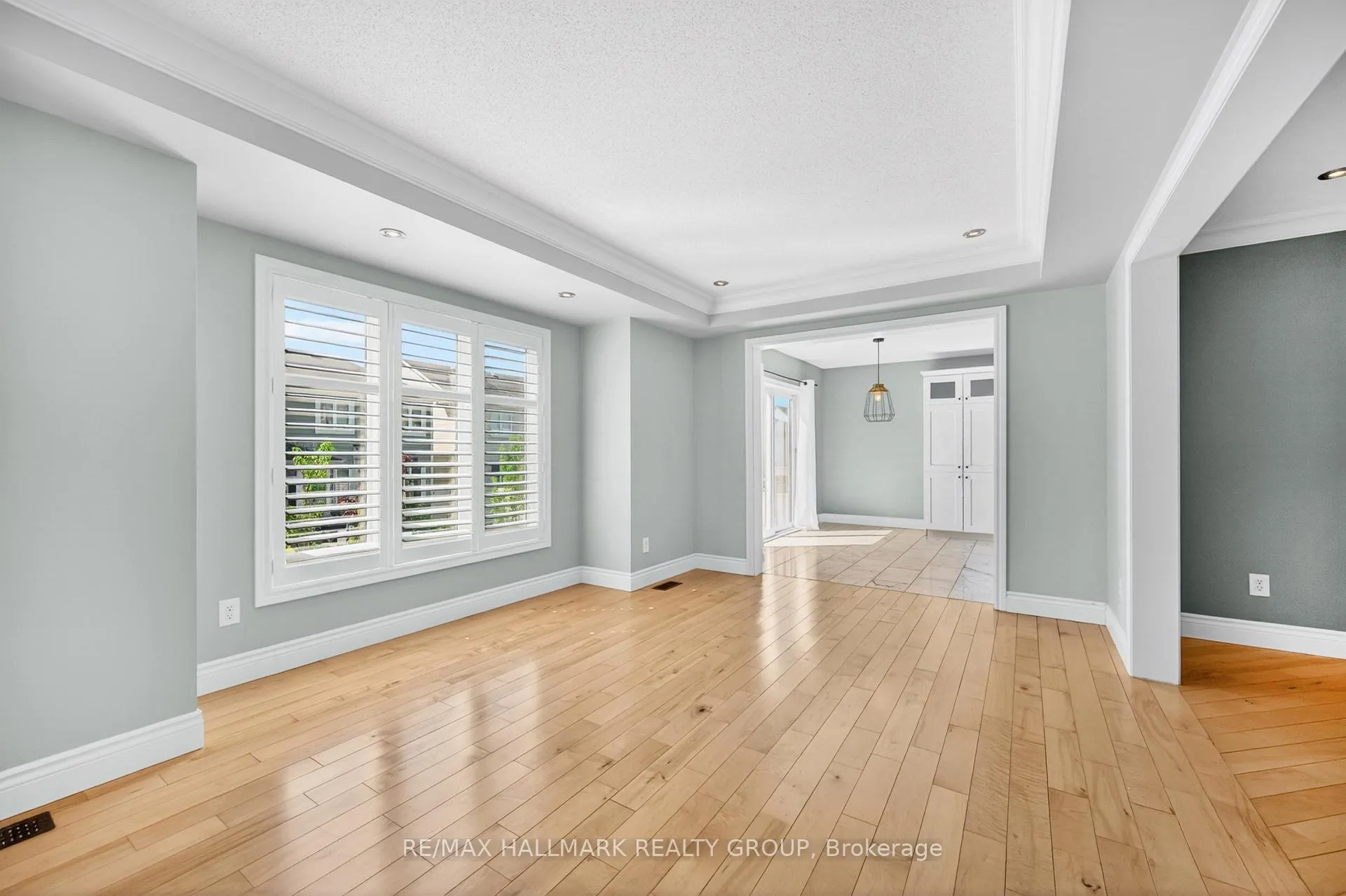 Photo 10 of 3516 Cambrian Road, Ottawa, Barrhaven - Half Moon Bay — HOMEH