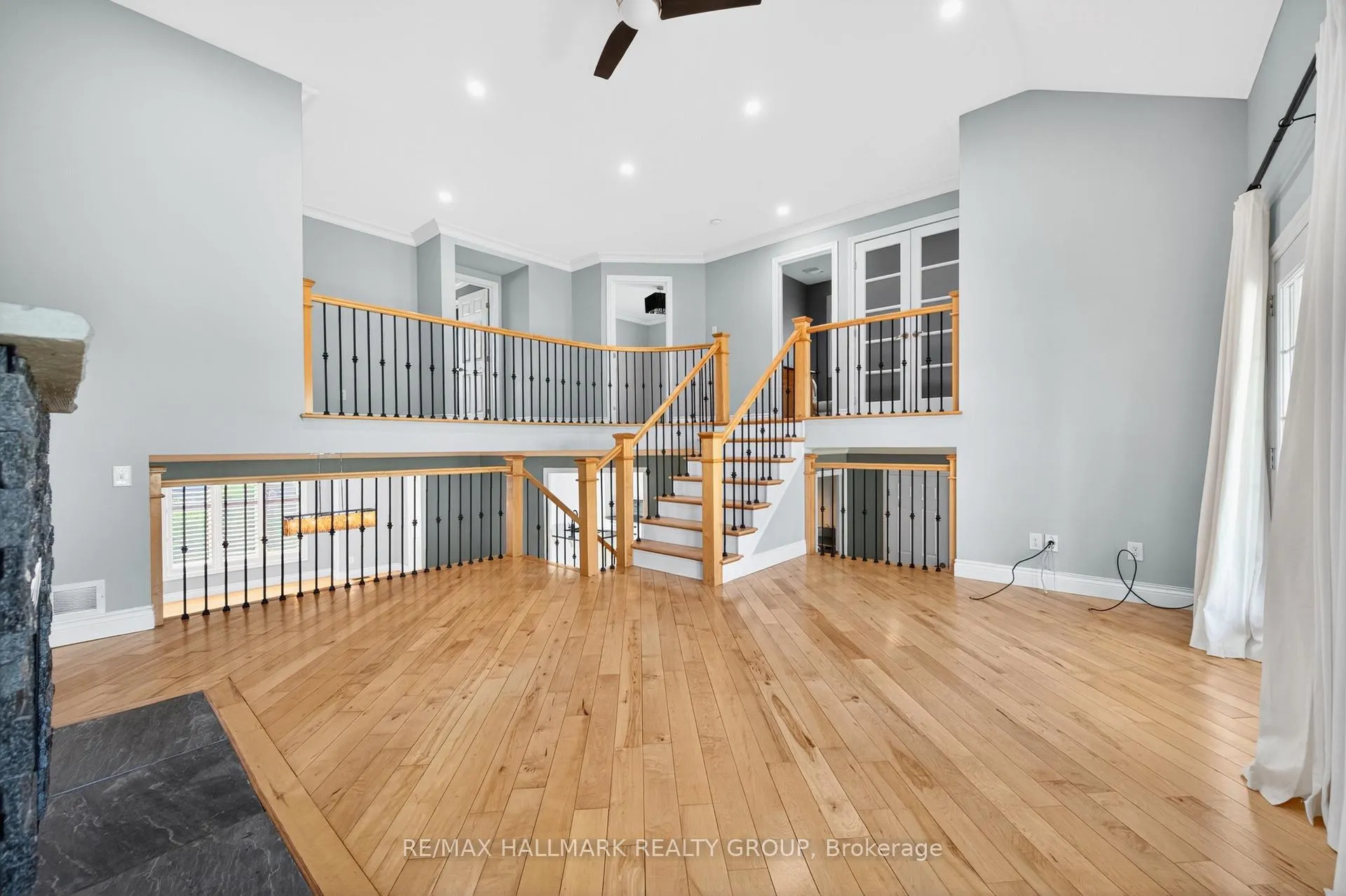 Photo 23 of 3516 Cambrian Road, Ottawa, Barrhaven - Half Moon Bay — HOMEH