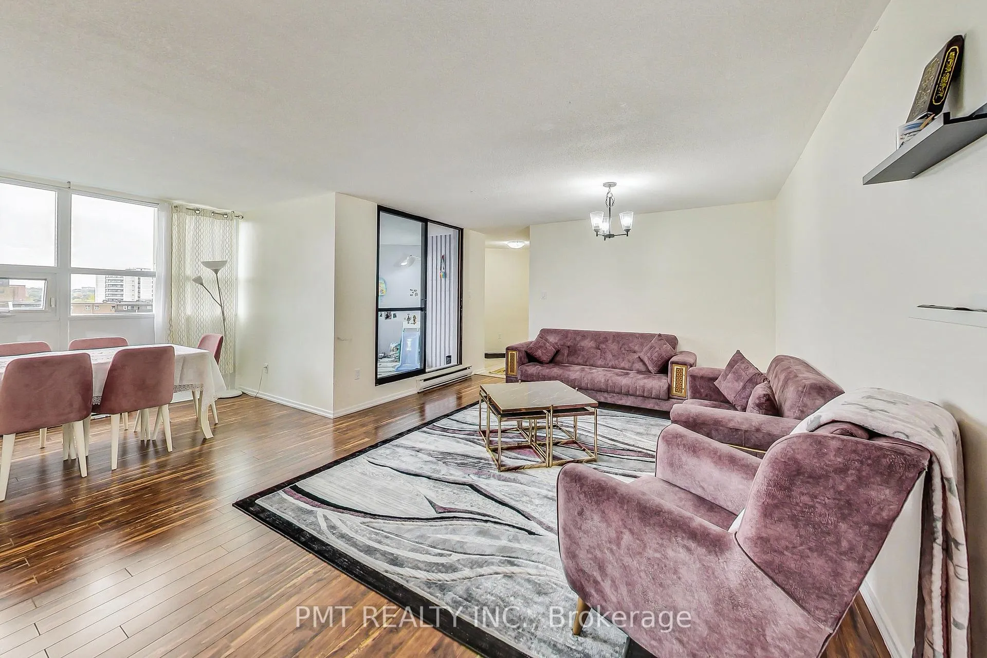 Photo 7 of Unit 1105, 2323 Confederation Parkway, Mississauga, Cooksville — HOMEH
