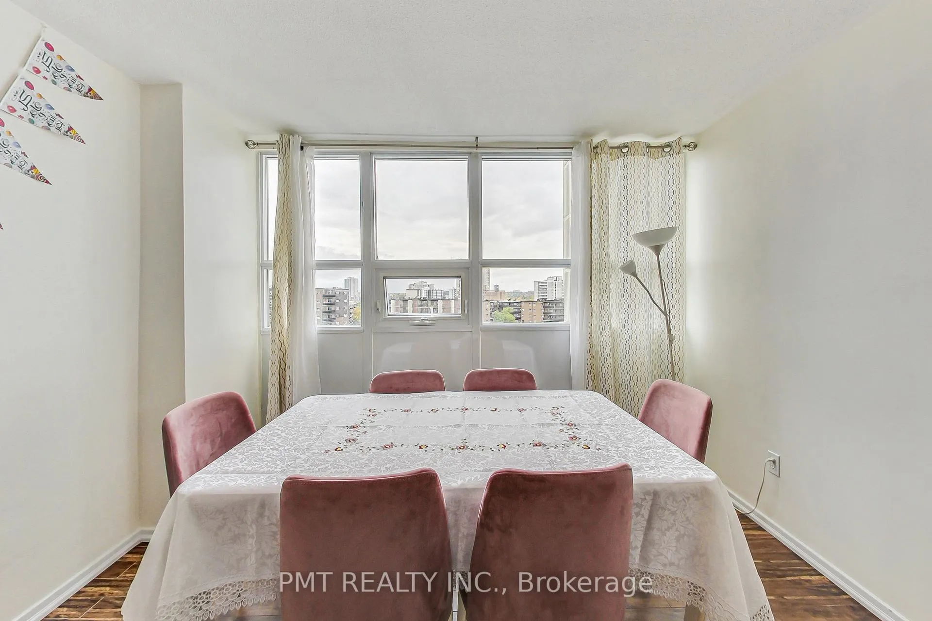 Photo 9 of Unit 1105, 2323 Confederation Parkway, Mississauga, Cooksville — HOMEH