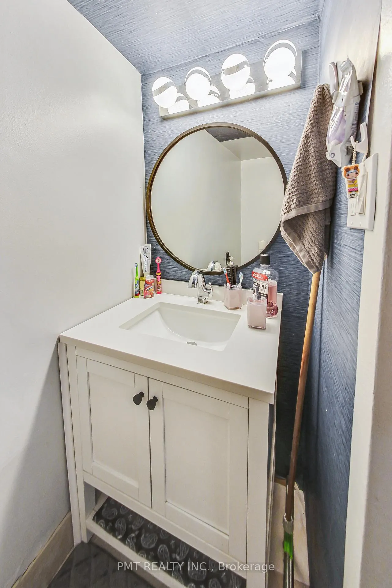 Photo 18 of Unit 1105, 2323 Confederation Parkway, Mississauga, Cooksville — HOMEH