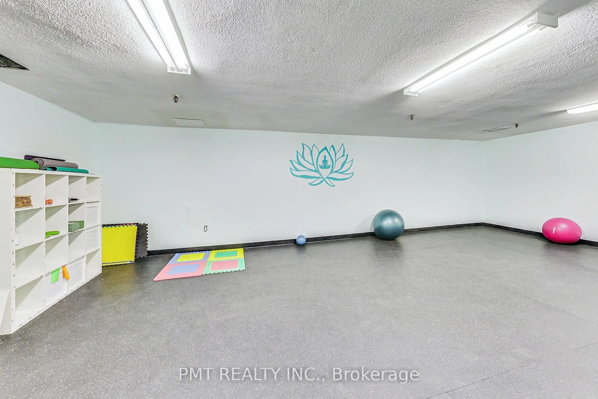 Photo 26 of Unit 1105, 2323 Confederation Parkway, Mississauga, Cooksville — HOMEH