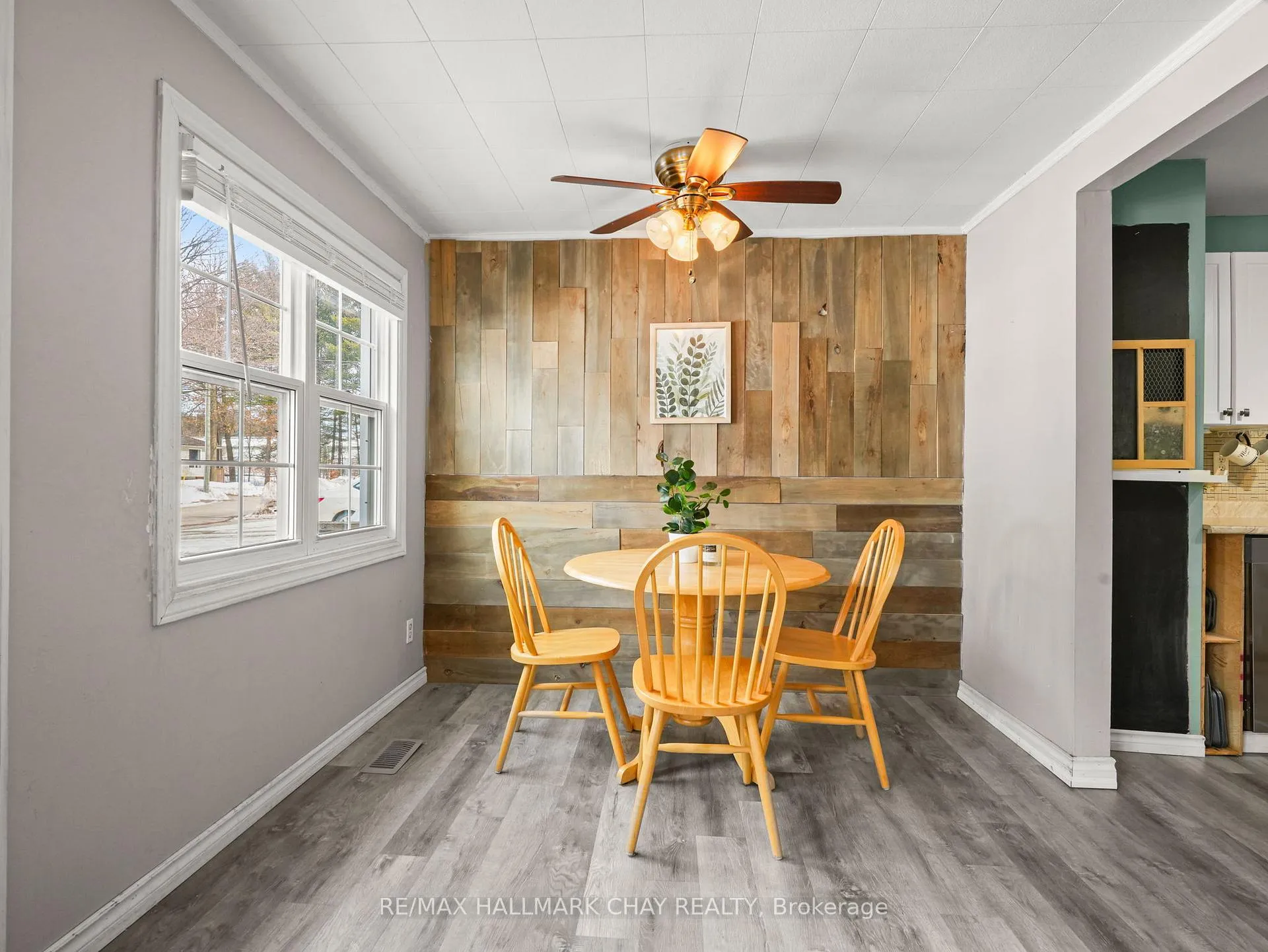 Photo 7 of 130 Simcoe Street, Essa, Angus — HOMEH