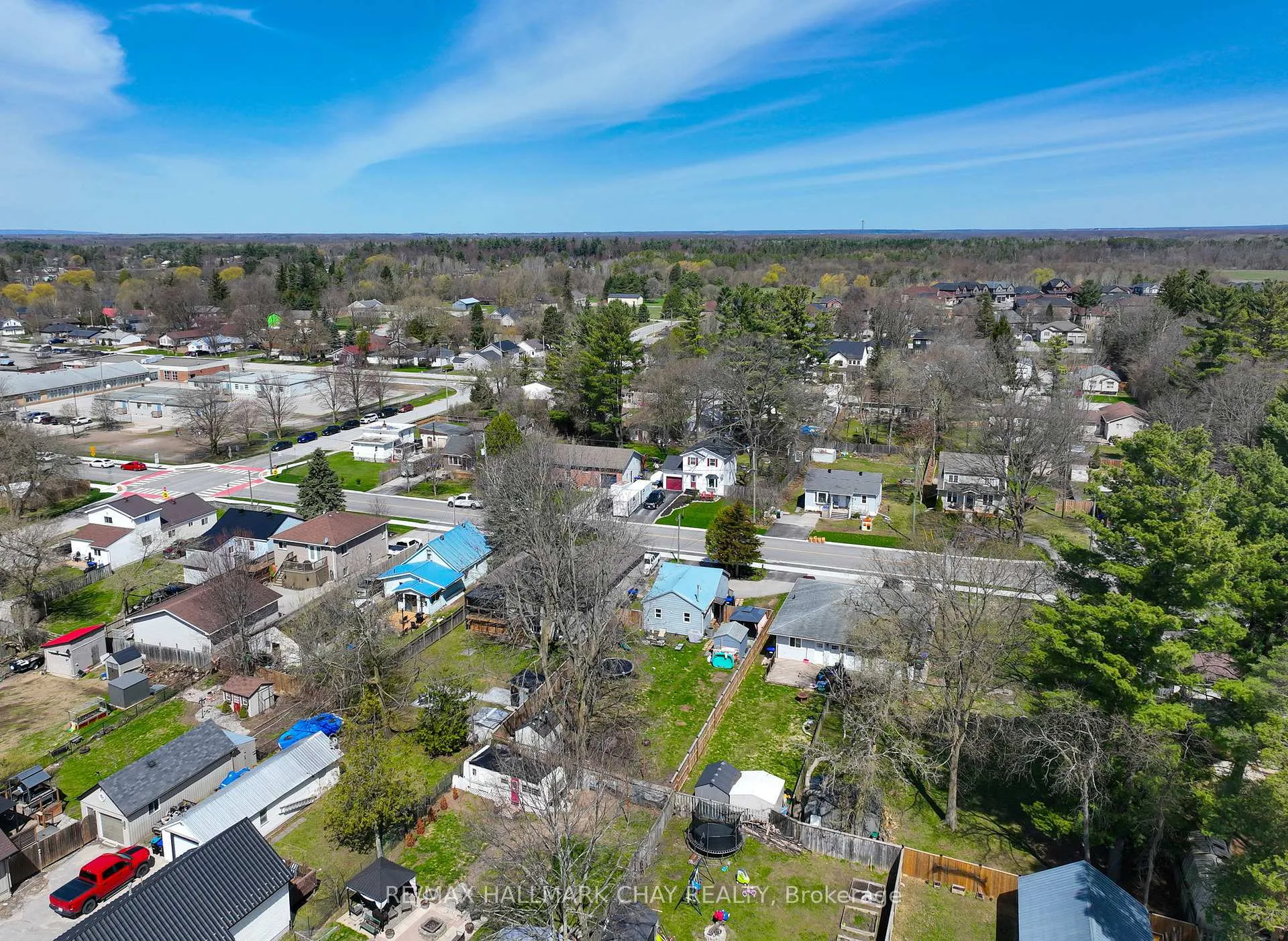 Photo 25 of 130 Simcoe Street, Essa, Angus — HOMEH