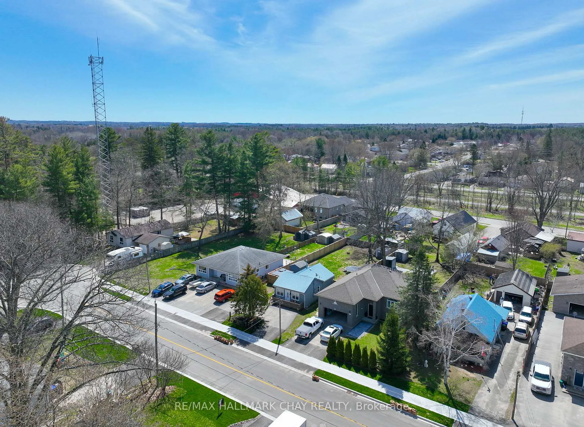 Photo 26 of 130 Simcoe Street, Essa, Angus — HOMEH