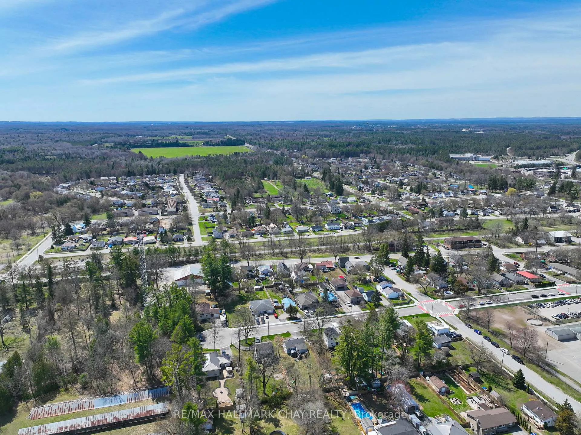 Photo 29 of 130 Simcoe Street, Essa, Angus — HOMEH