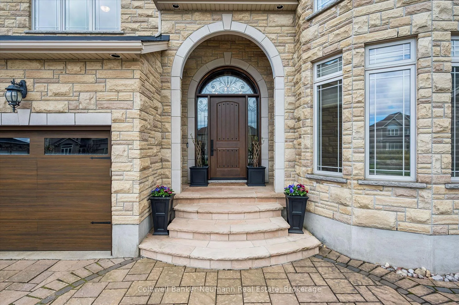 Photo 39 of 51 Cox Court, Guelph, Kortright East — HOMEH
