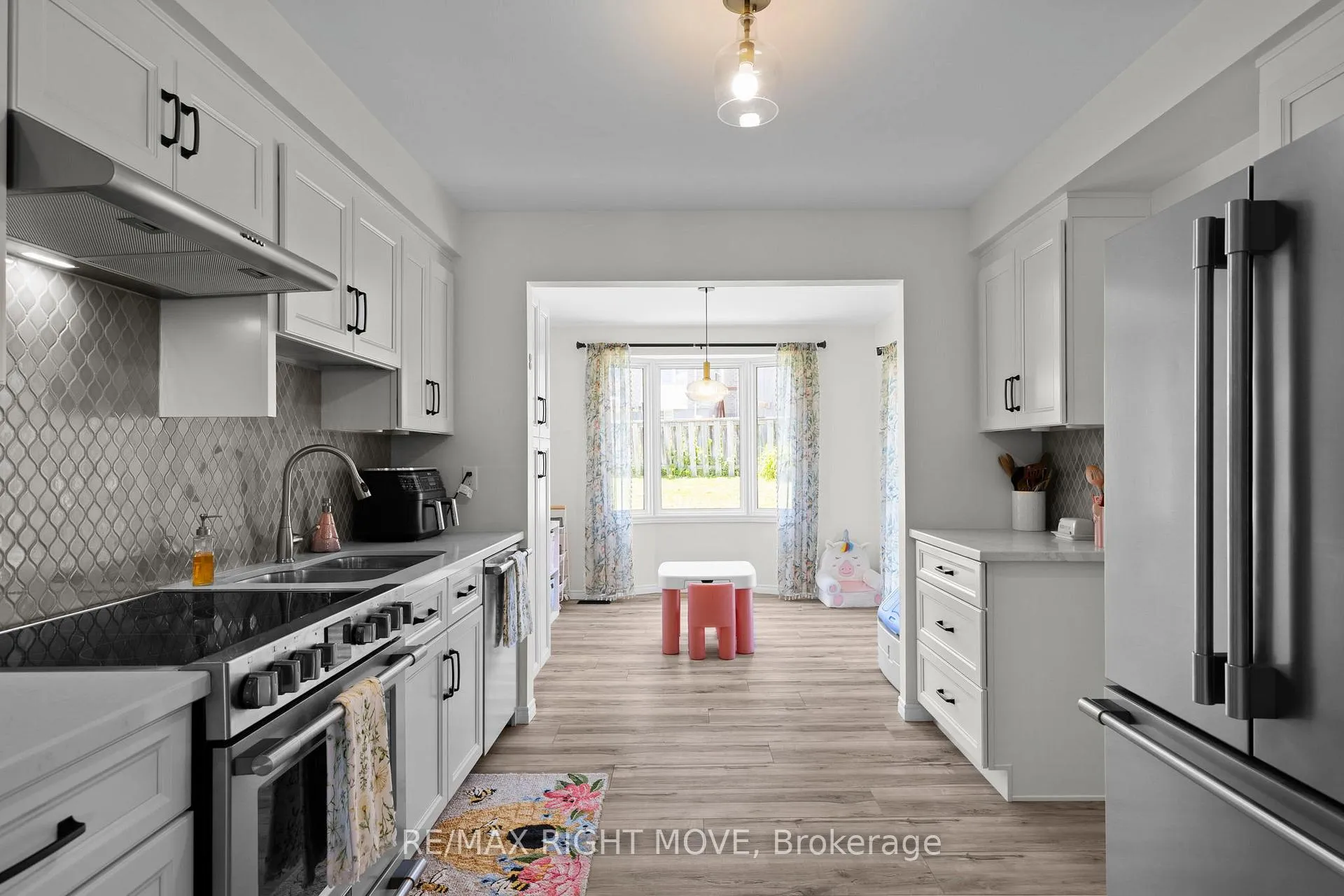 Photo 14 of 5 Chestnut Place, Orillia — HOMEH