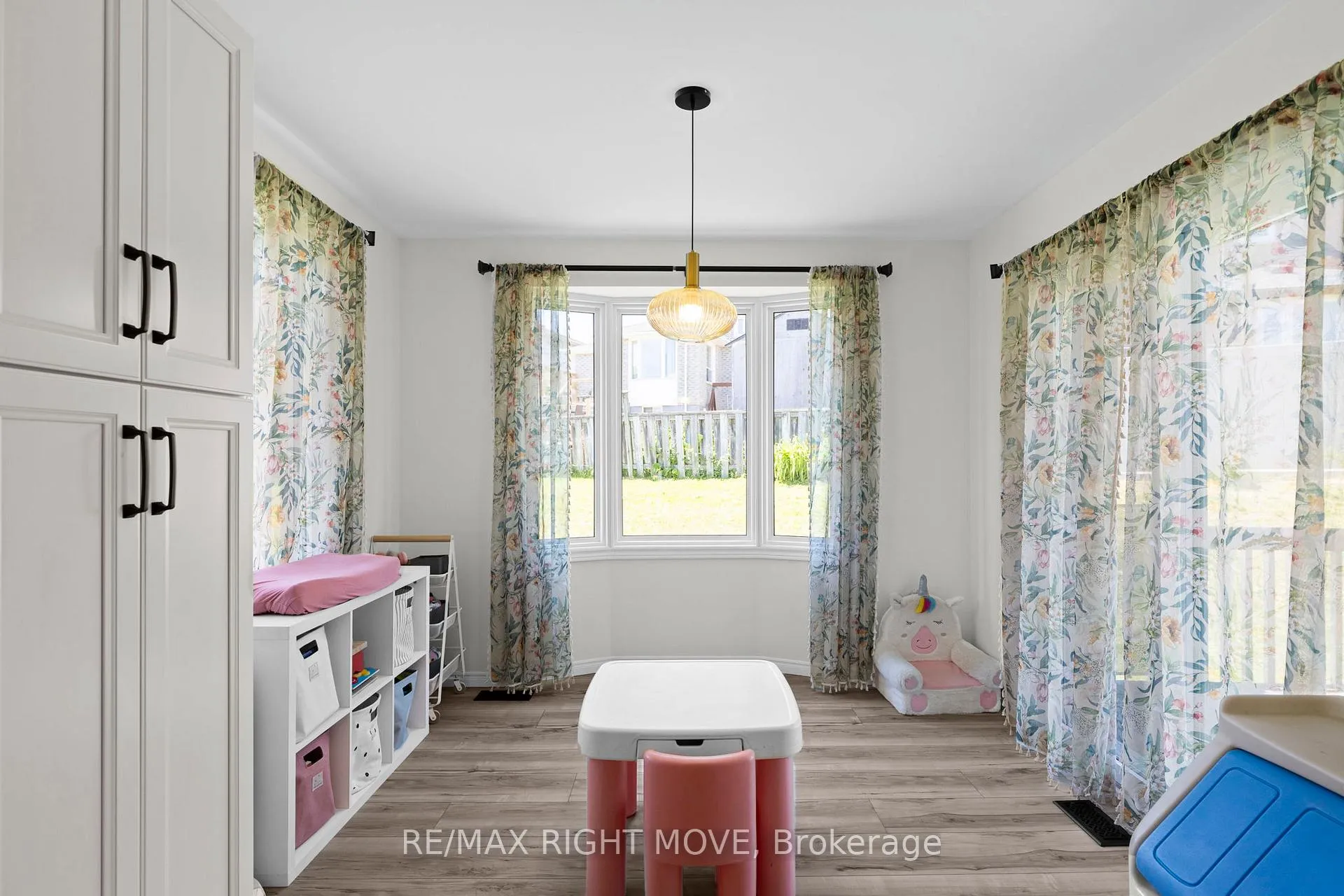 Photo 15 of 5 Chestnut Place, Orillia — HOMEH