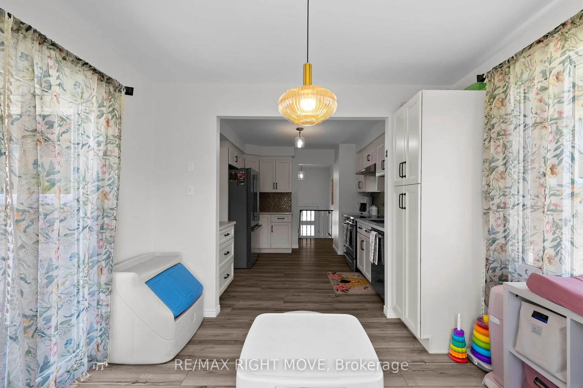 Photo 16 of 5 Chestnut Place, Orillia — HOMEH