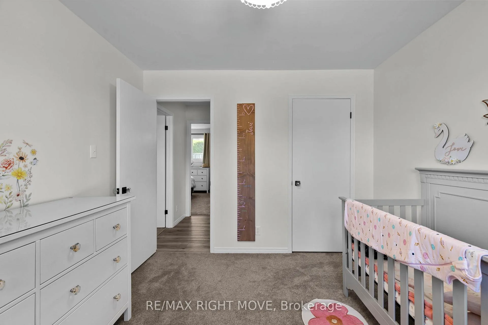 Photo 23 of 5 Chestnut Place, Orillia — HOMEH