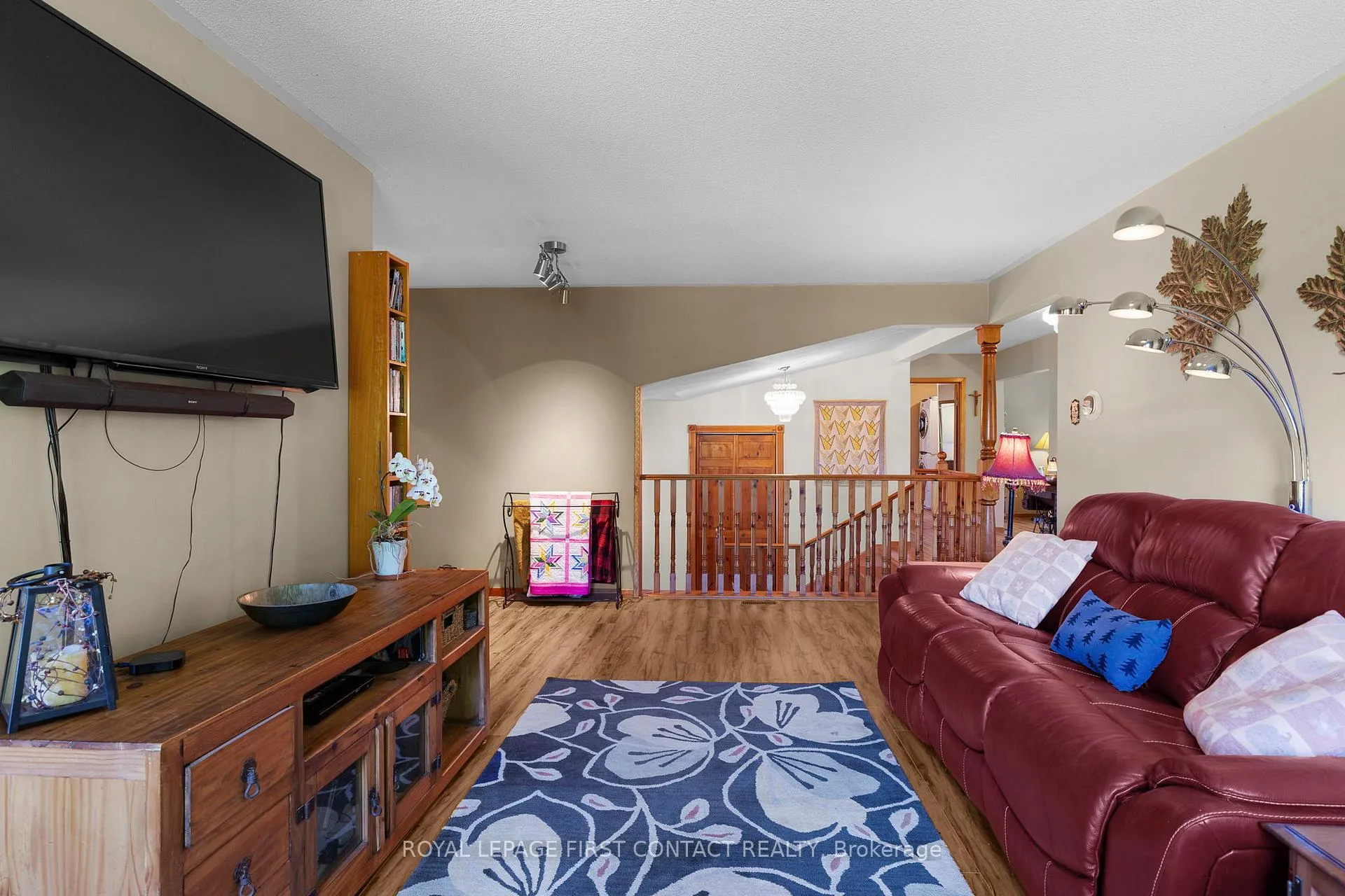 Photo 7 of 2053 26 Highway, Springwater, Rural Springwater — HOMEH