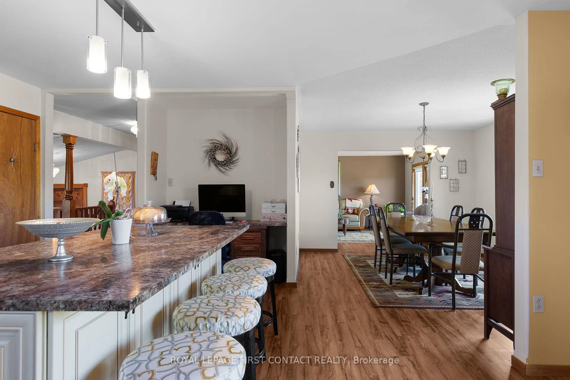 Photo 18 of 2053 26 Highway, Springwater, Rural Springwater — HOMEH