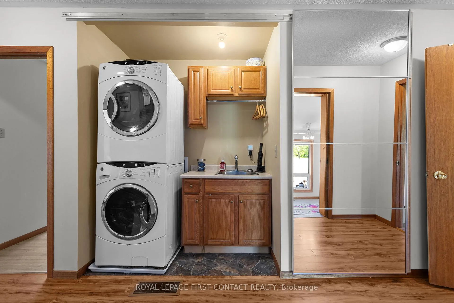 Photo 20 of 2053 26 Highway, Springwater, Rural Springwater — HOMEH