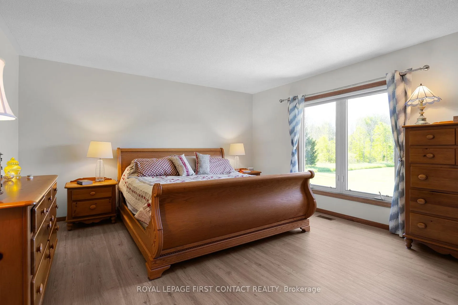 Photo 23 of 2053 26 Highway, Springwater, Rural Springwater — HOMEH
