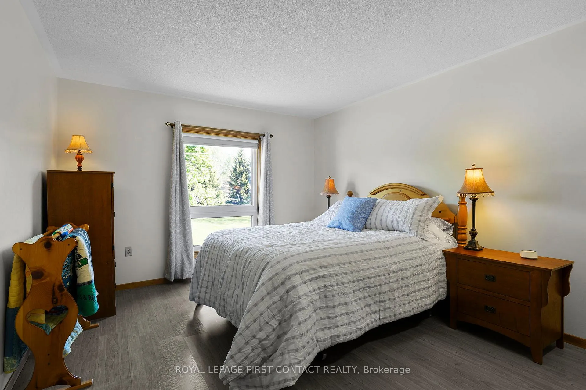 Photo 25 of 2053 26 Highway, Springwater, Rural Springwater — HOMEH