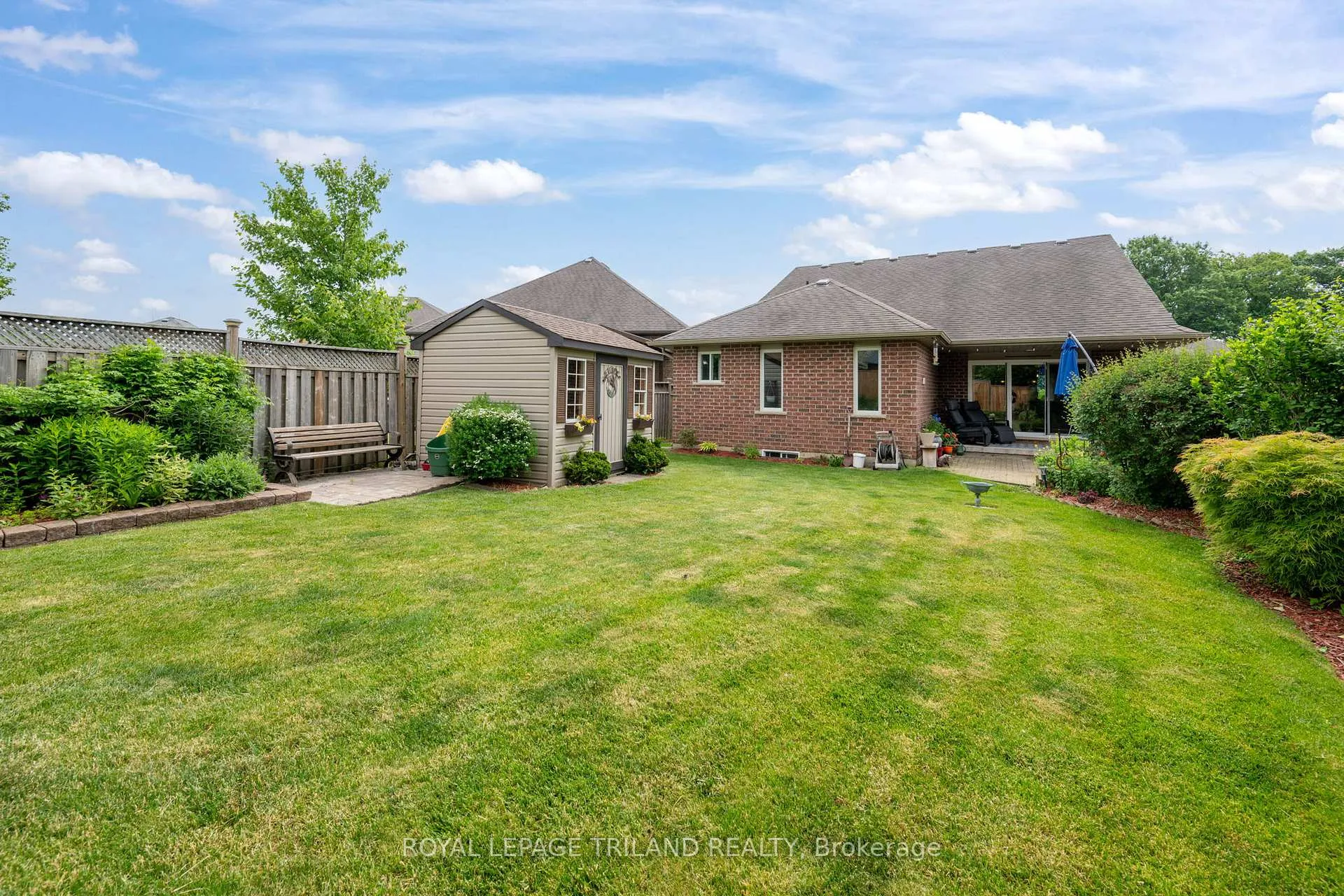 Photo 8 of 48 Circlewood Drive, St. Thomas — HOMEH