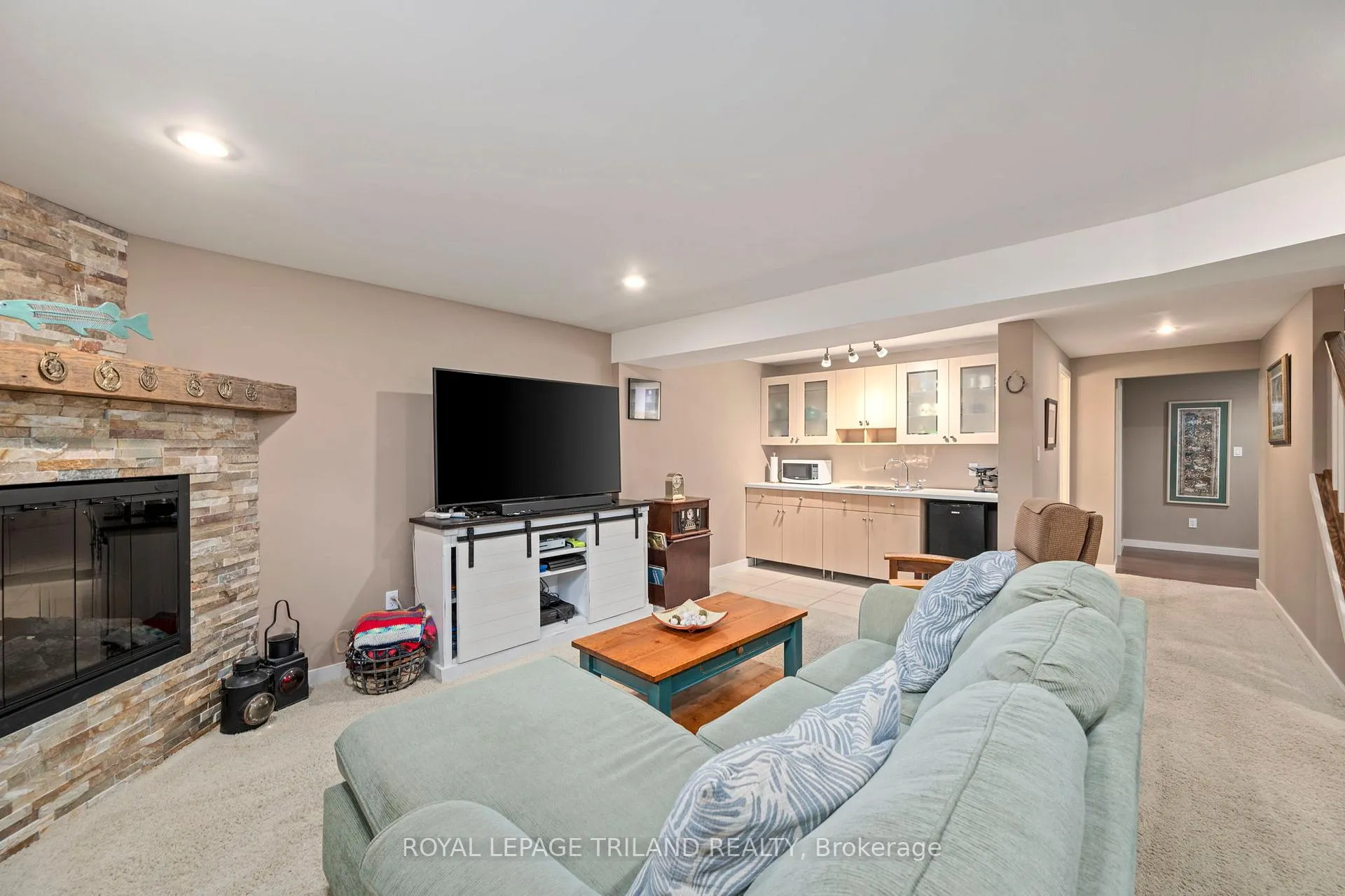 Photo 36 of 48 Circlewood Drive, St. Thomas — HOMEH