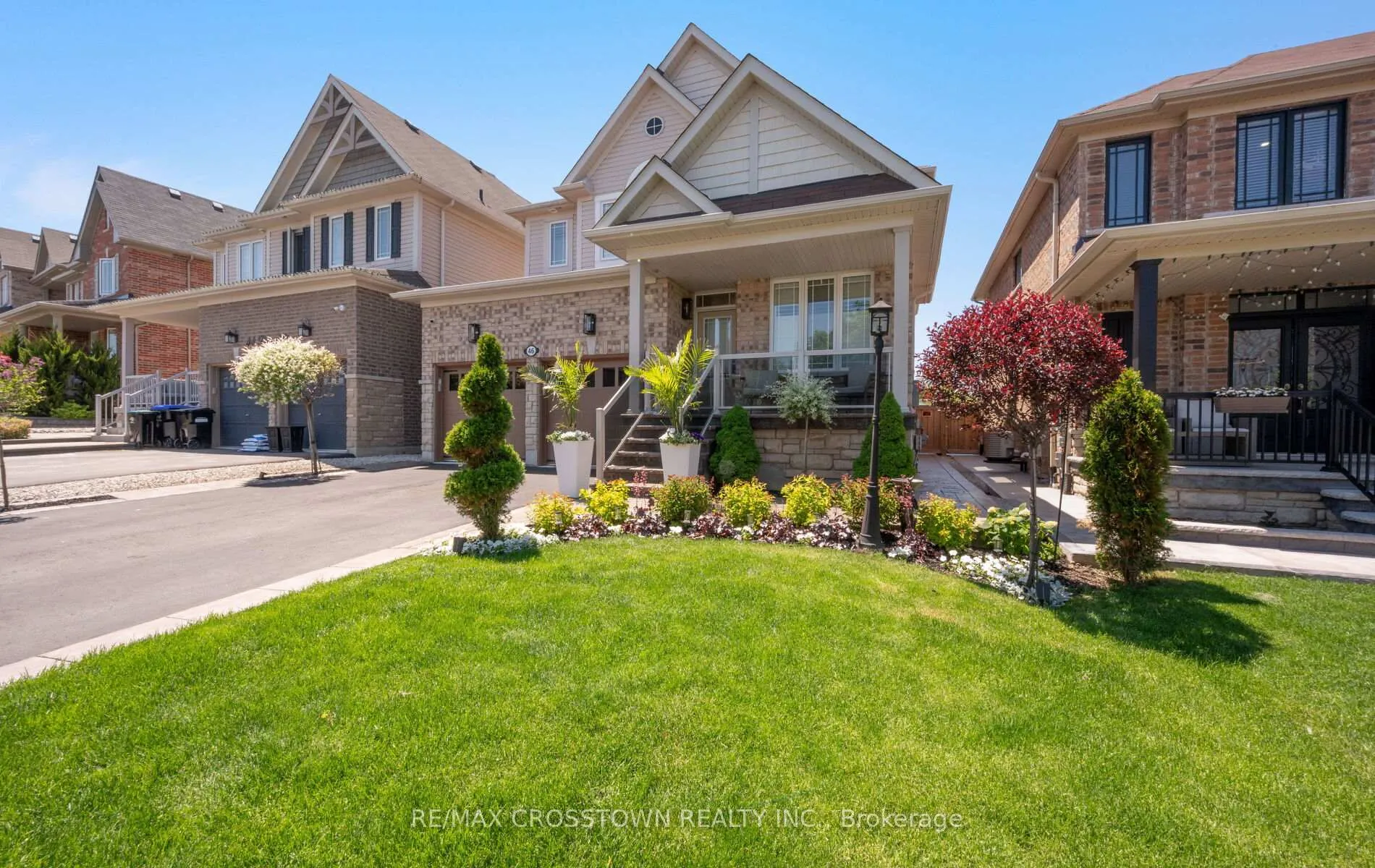 Photo 2 of 46 Pierce Place, New Tecumseth, Tottenham — HOMEH