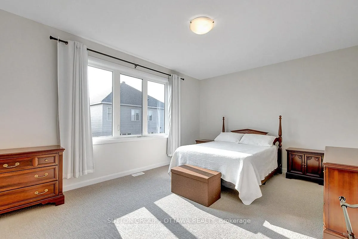 Photo 16 of 248 Skipper Drive, Ottawa, Mahogany Community — HOMEH